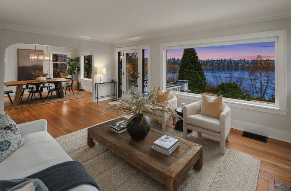 staging furniture