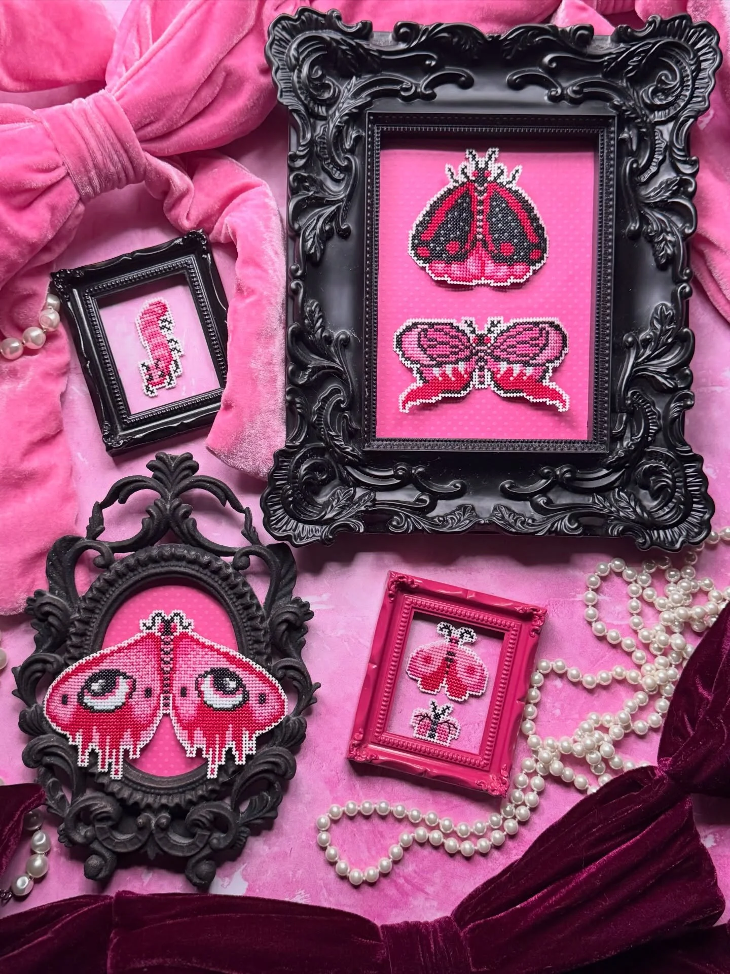 Some finishing inspo for Odd Entomology!

This is January&rsquo;s pattern, which is only available for another couple of days before it goes into the vault and February&rsquo;s pattern is released ❤️

#noctifloradesigns #crossstitchfinishing #crossst