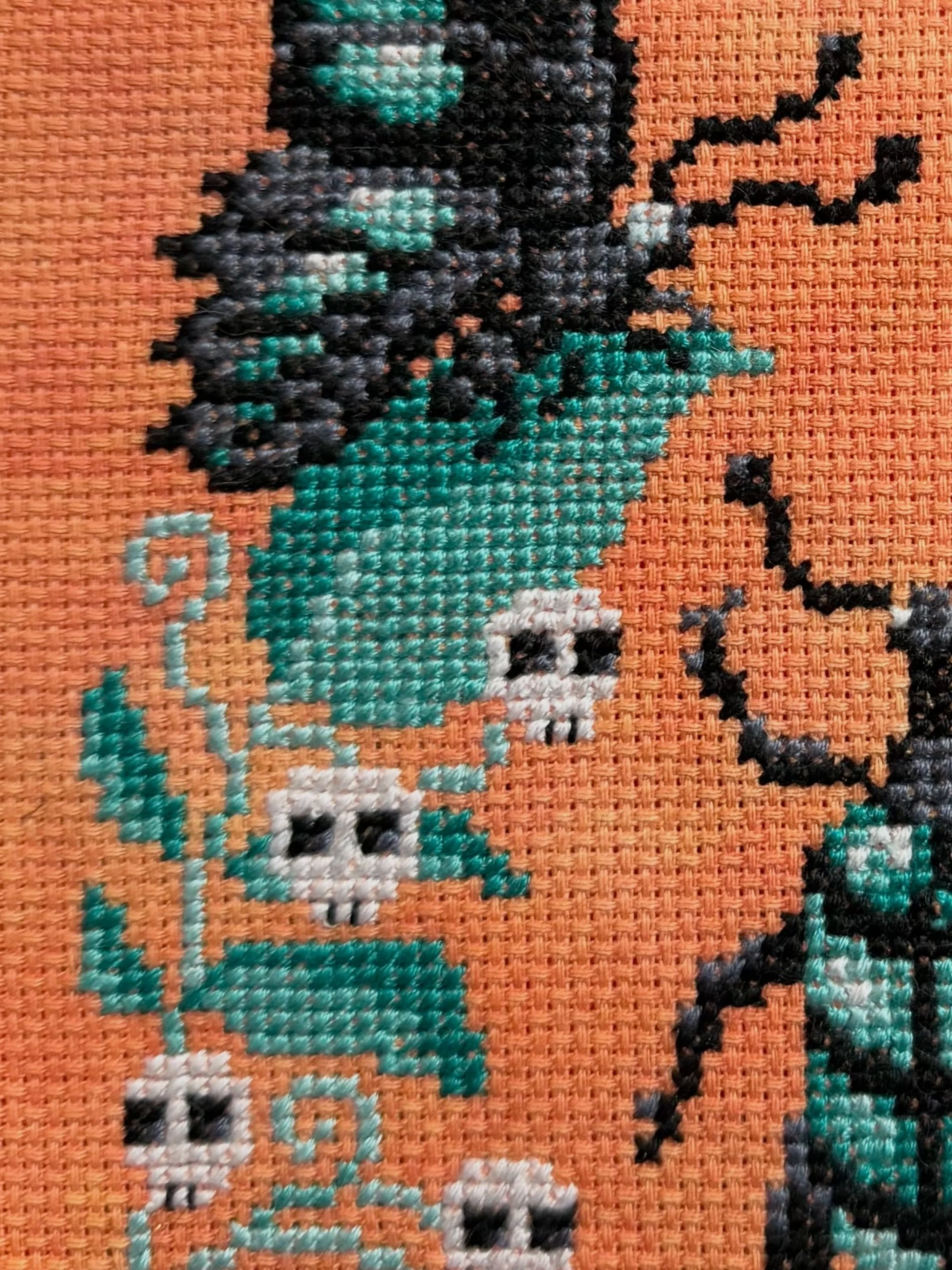 Sneak peek of the next installment of Odd Entomology, coming soon!! 

Doesn&rsquo;t the custom Aida by @blackdahliafabrics coordinate just perfectly?! 

#crossstitch #spookystitching #moderncrossstitch #gothcrossstitch #stitchwitch
