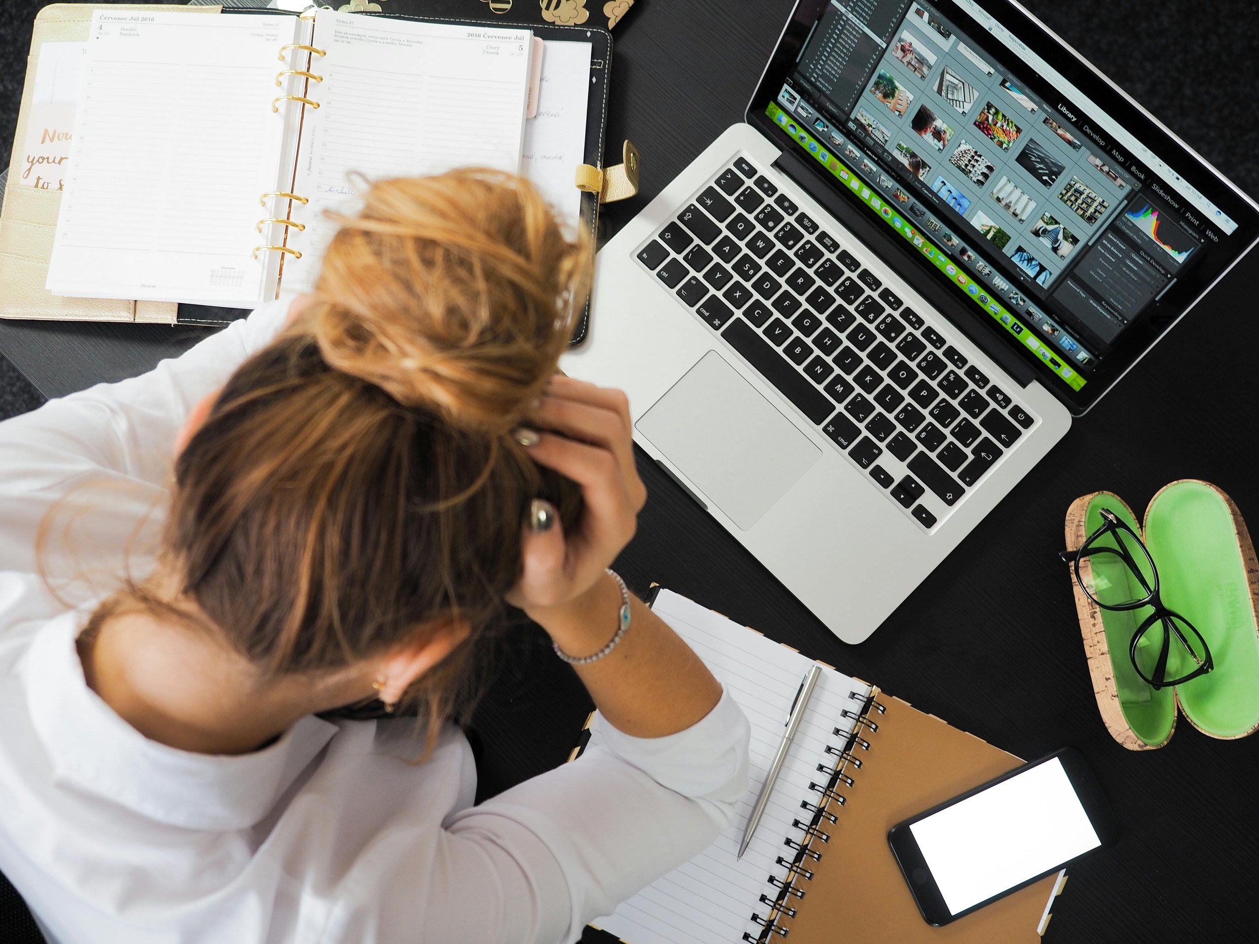 Avoiding Burnout: Top Signs and Tips for Female Entrepreneurs