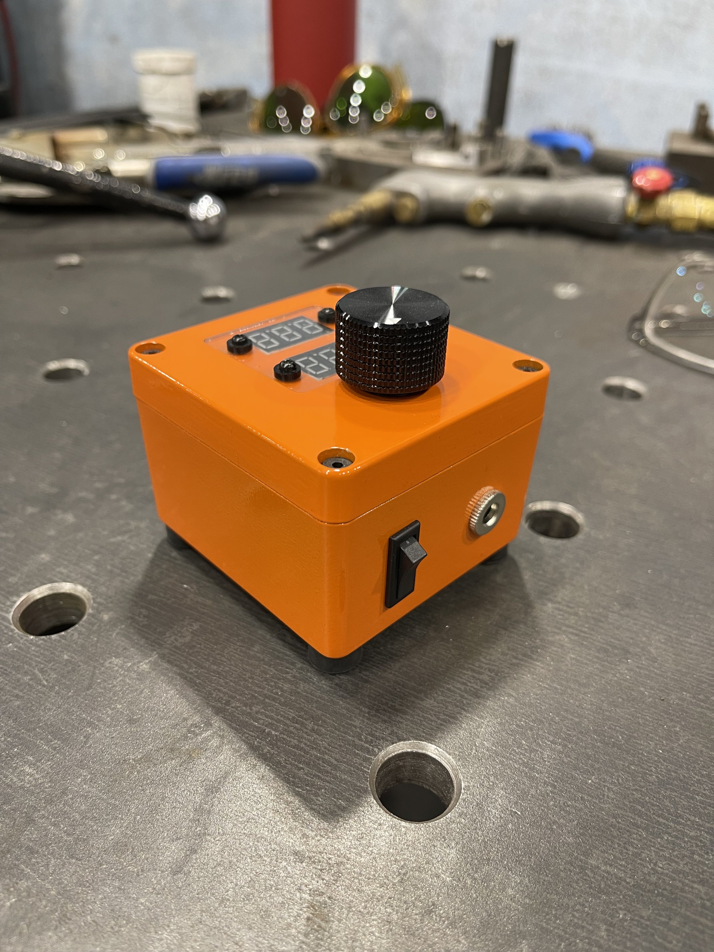 Orange Sovereign 12