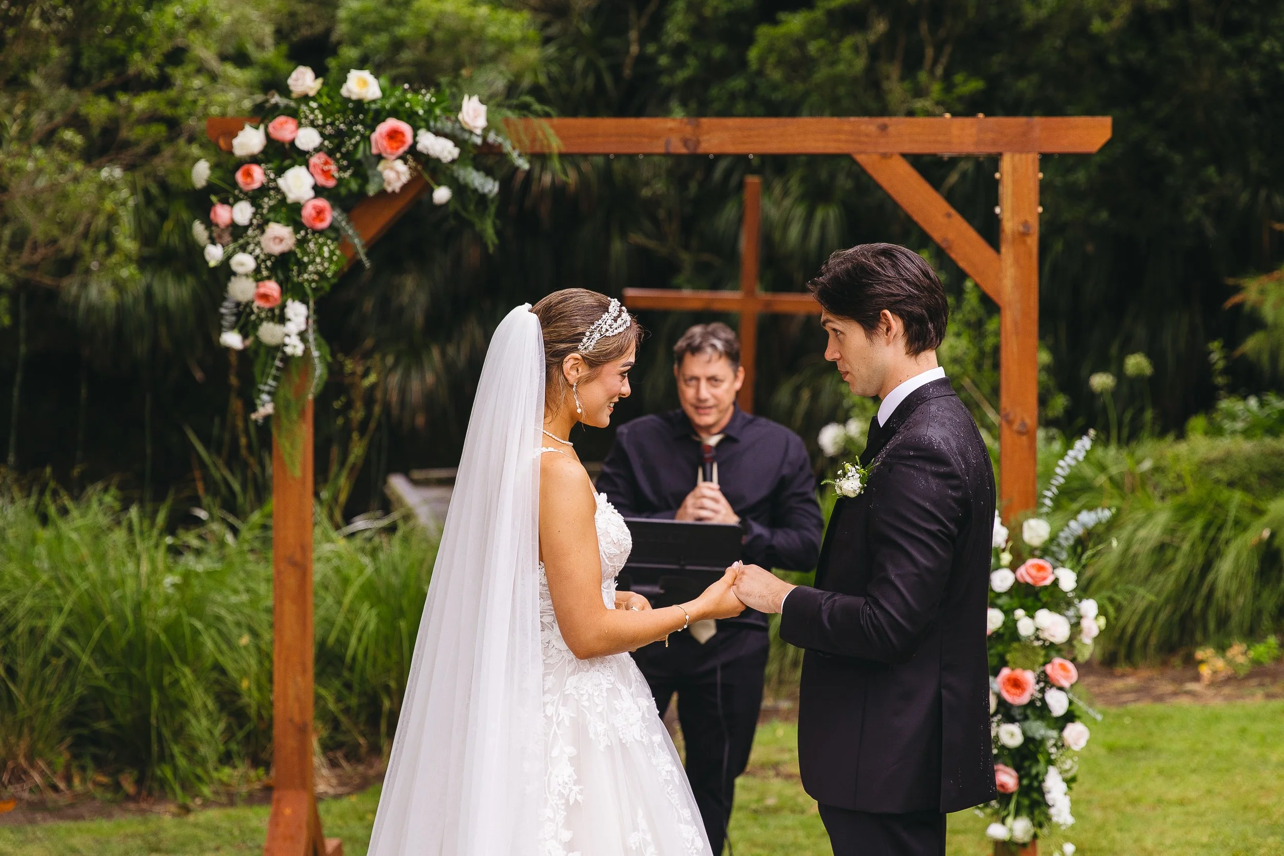 Ilumography Riverbend Garden Wedding Photographer New Plymouth_076.jpg