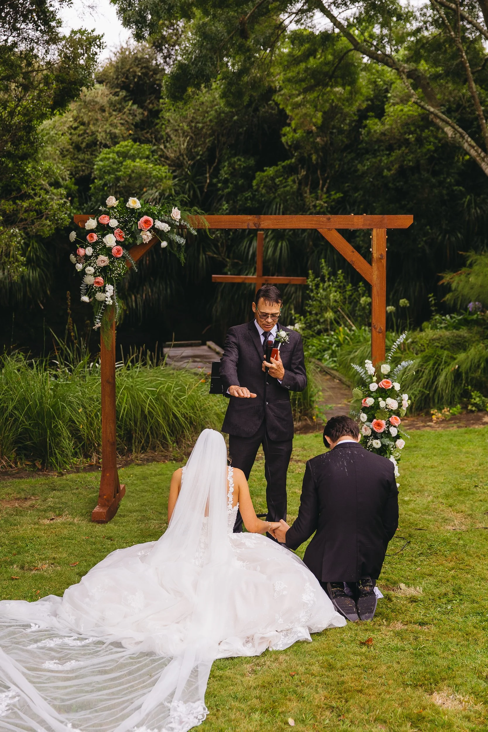 Ilumography Riverbend Garden Wedding Photographer New Plymouth_077.jpg