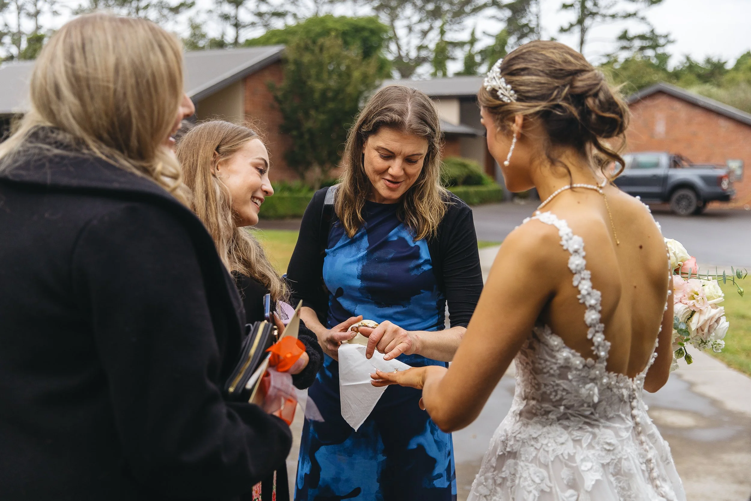Ilumography Riverbend Garden Wedding Photographer New Plymouth_097.jpg