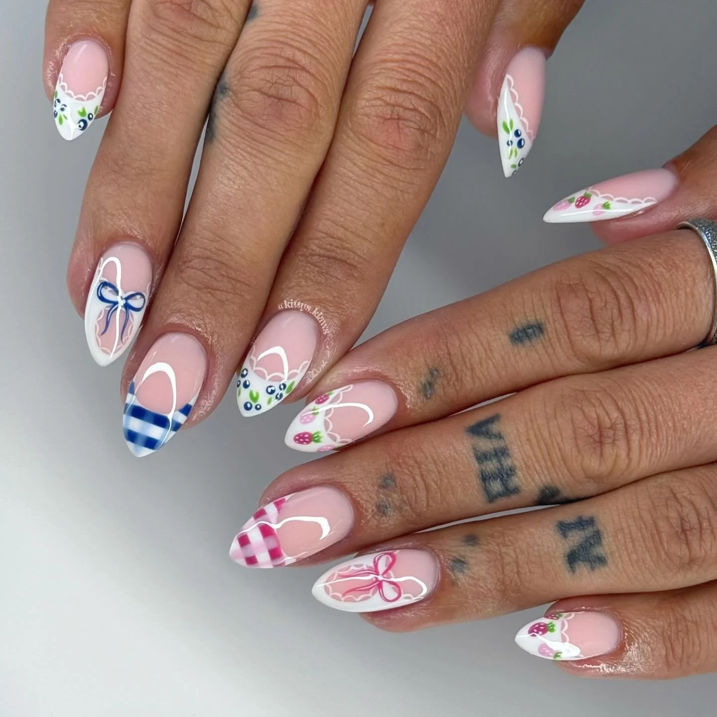 long awaited nail dump 💅🏼 august books open @ 12 on my story!
.
.
.
.
.
.
.
.
.
#nails #nailart #nailartist #nailsnailsnails #handpainted #gelx #apr&egrave;s #gelxextensions #structuredmanicure #buildergel #naturalnails #nailextentions #funnails #s