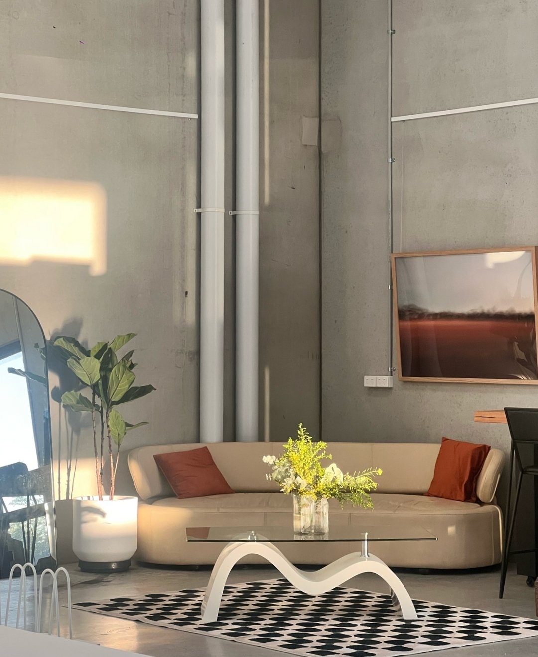 Need a Natural lit Studio? 

Pictured: Our client lounge basking in the sun from our abundance of natural light in studio ☀️