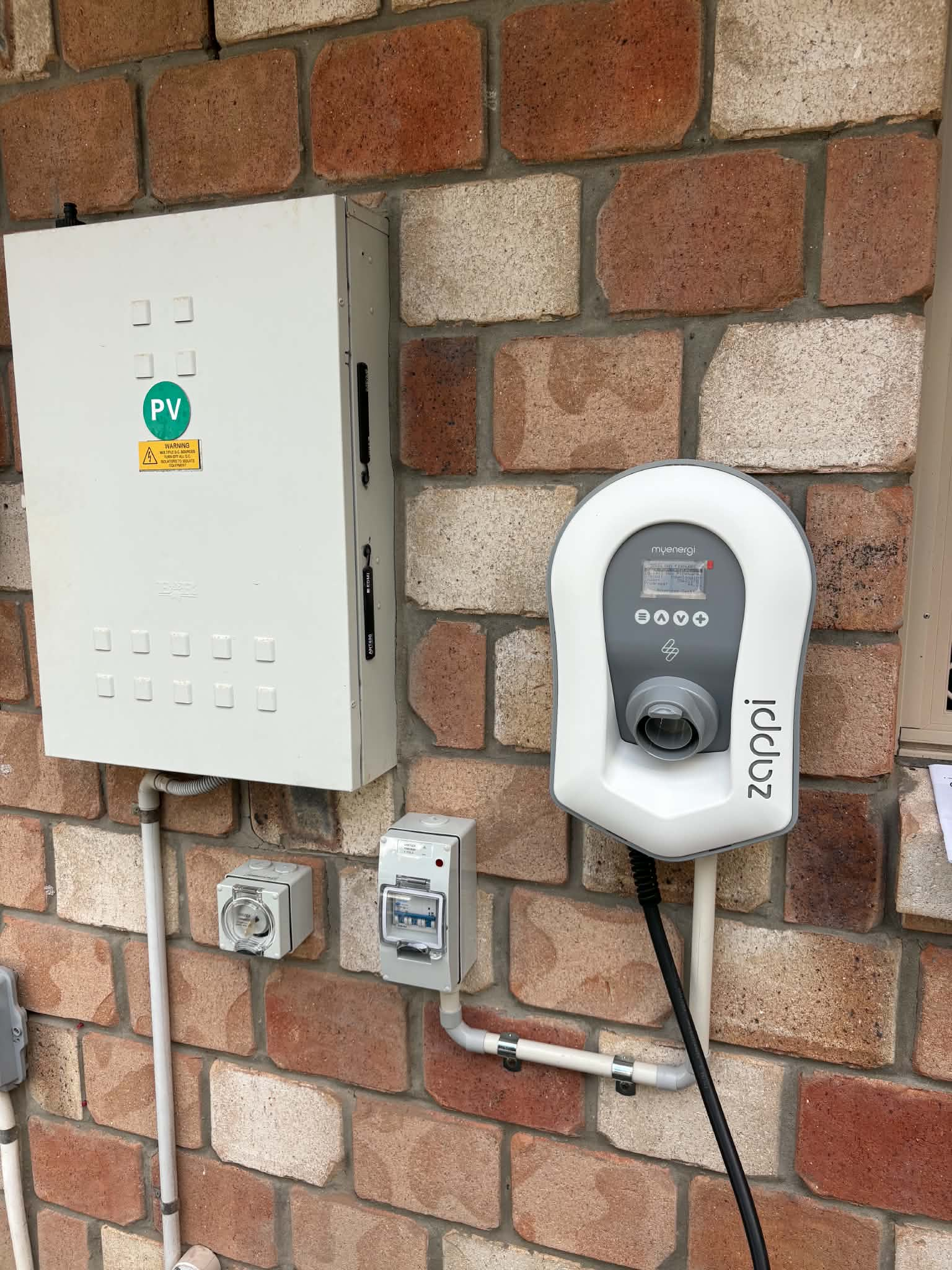 EV Charger Installation, Why More Gold Coast Homeowners Are Upgrading
