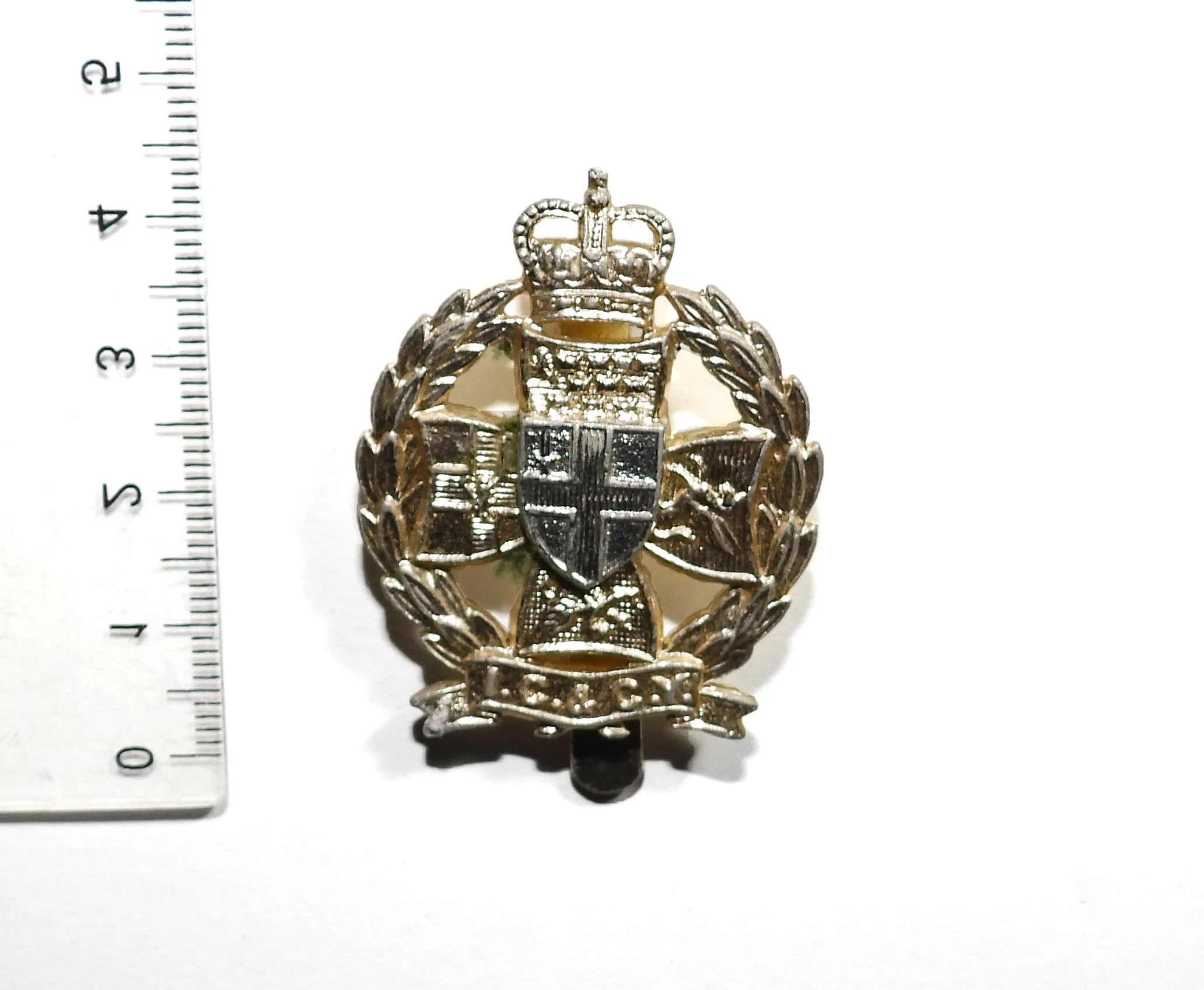 Inns of Court & City Yeomanry Cap Badge. United Kingdom.