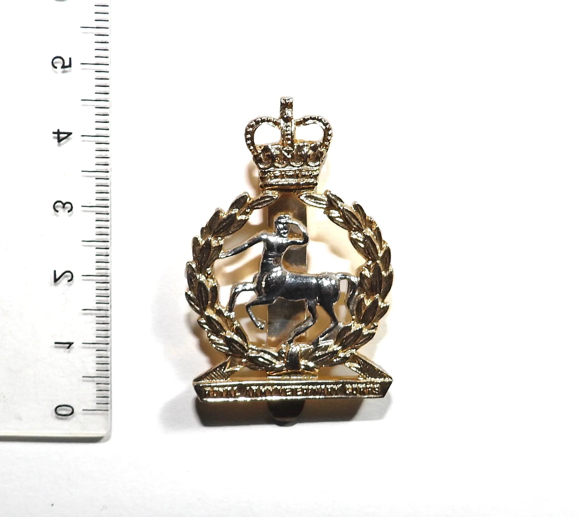 Royal Army Veterinary Corps Cap Badge. United Kingdom.