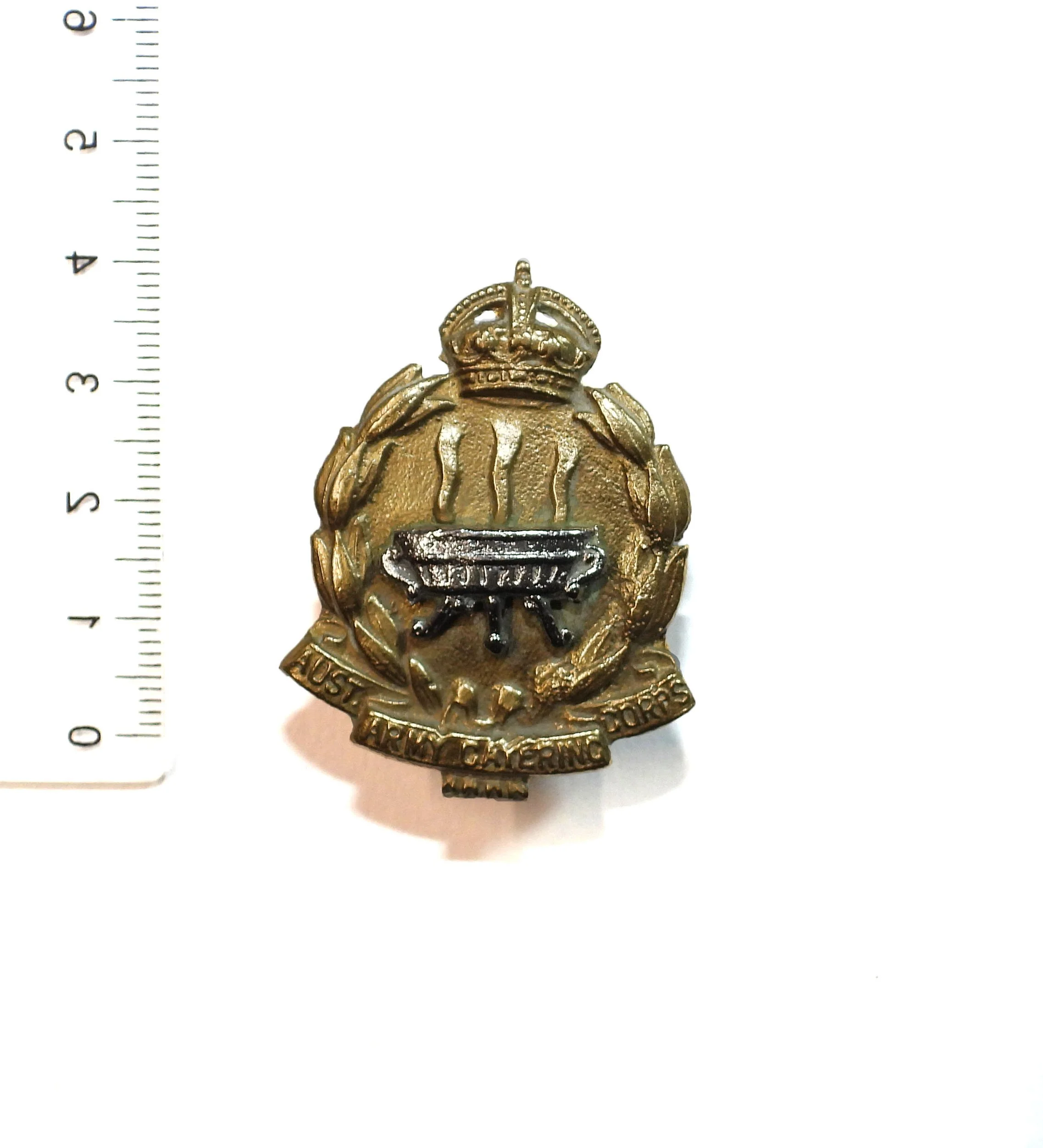 Australian Army Catering Corps (AACC) Reproduced Cap Badge. Australia.