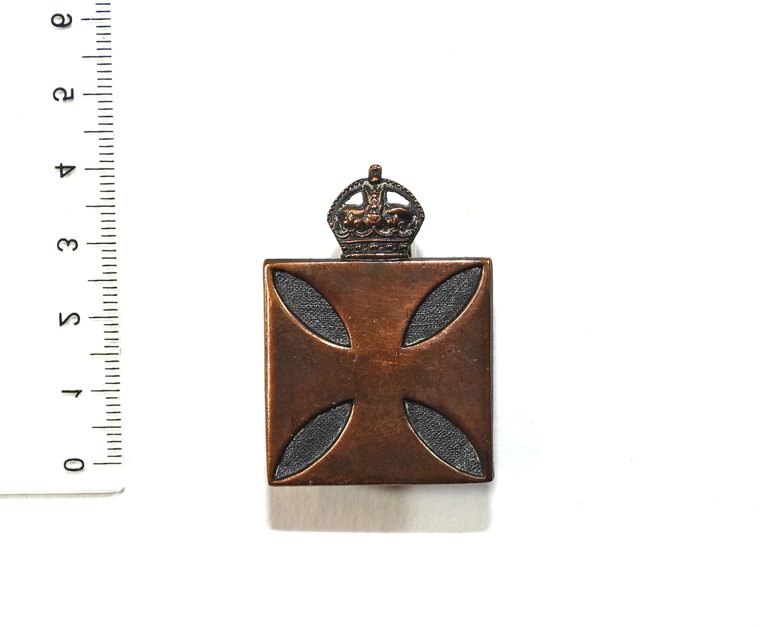 Royal Army Chaplains' Department Cap Badge. United Kingdom.