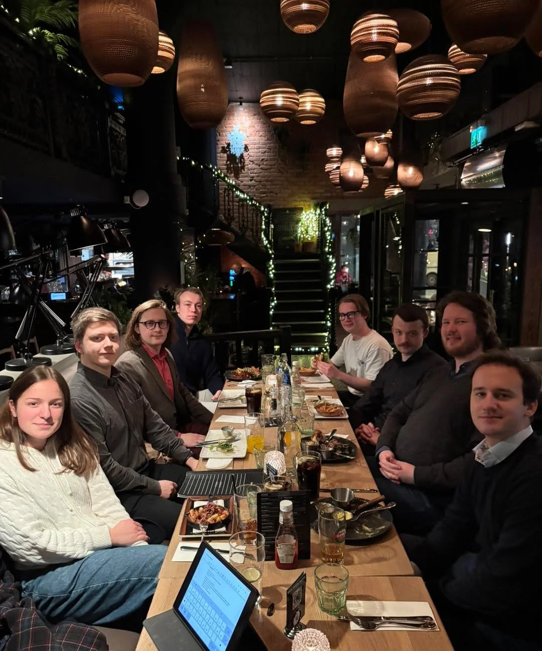 Mandag var det &aring;rsm&oslash;te i Europeiske studenter Trondheim og det ble valgt nytt styre! 

Ulrik Stange, leder
Sverre Elnan, nestleder
Linus Meistad, nestleder
Martin J&oslash;lle, styremedlem
Fredrik Kristensen, styremedlem

Vi gleder oss t