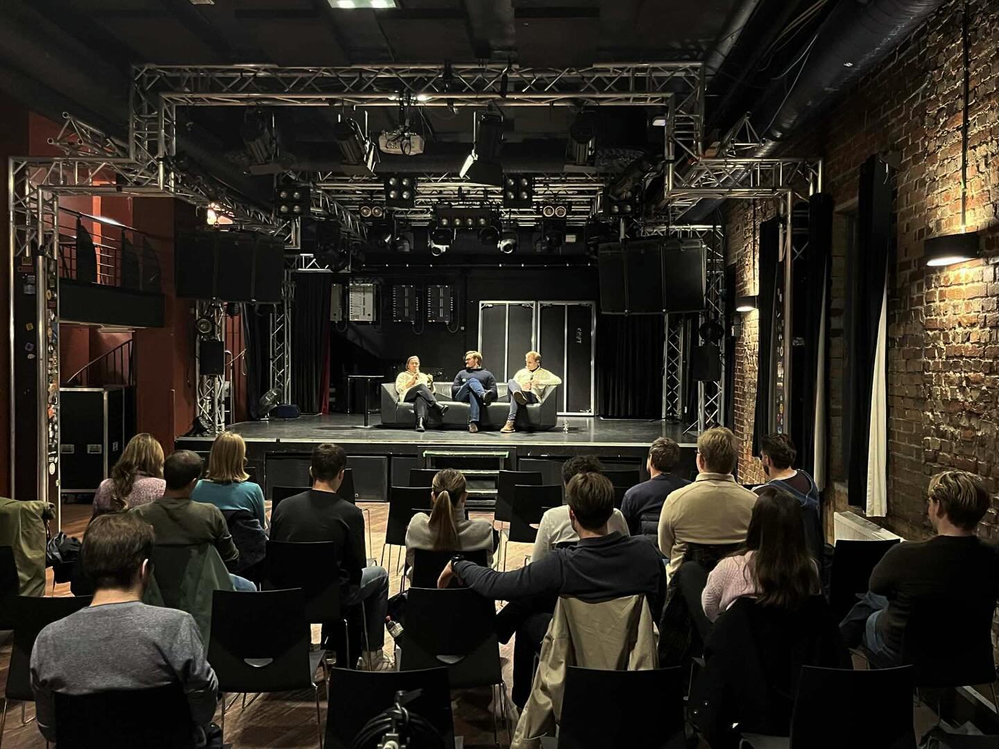 En stor takk til Lise Rakner og Tollef Heggen for en engasjerende og innsiktsfull samtale om EU-debatten i g&aring;r. Kunnskap om EU bidrar til en mer konstruktiv EU-debatt, og vi gleder oss til enda flere panelsamtaler og arrangementer fremover!