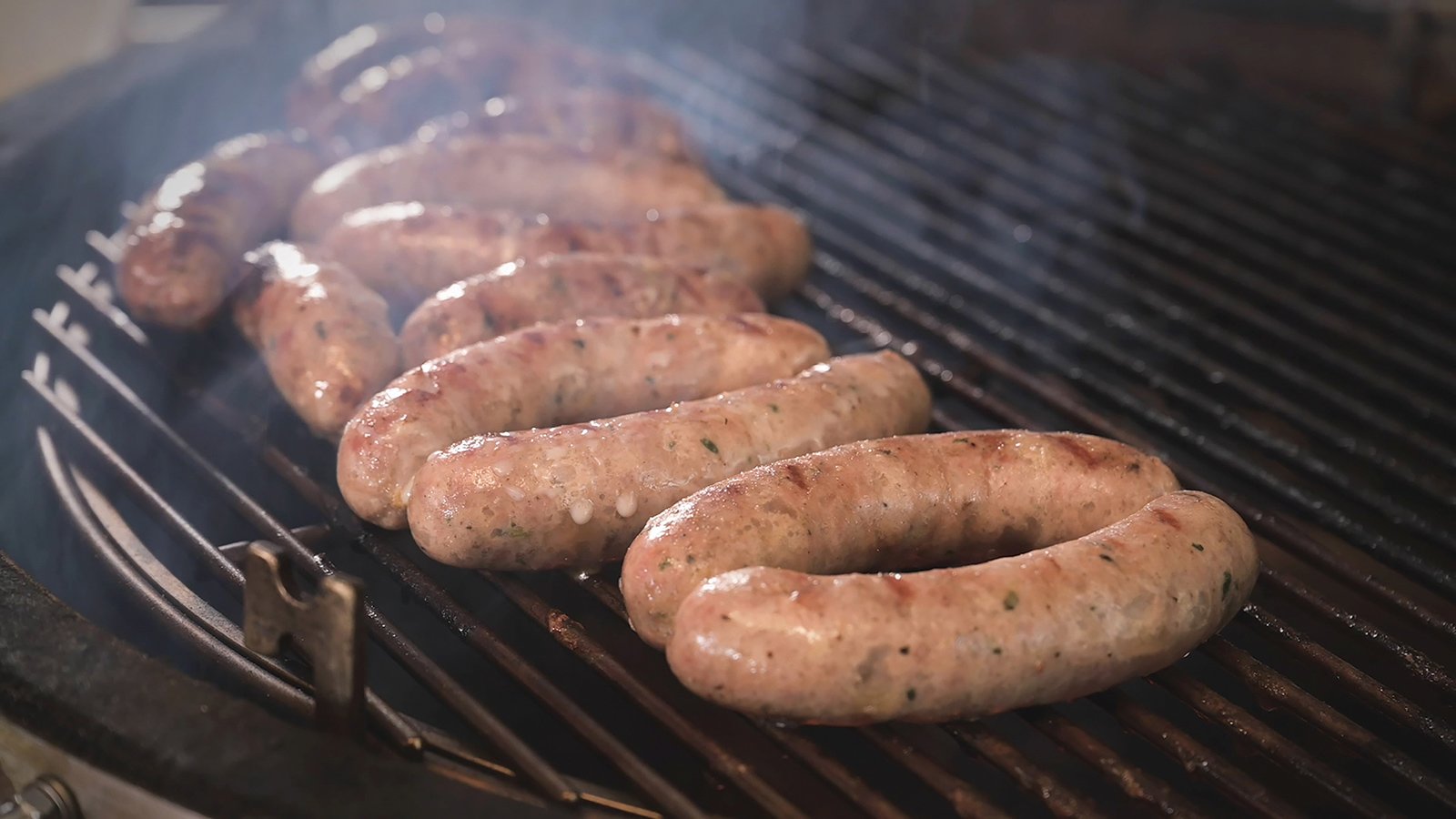 MONOLITH-Bratwurst.jpg
