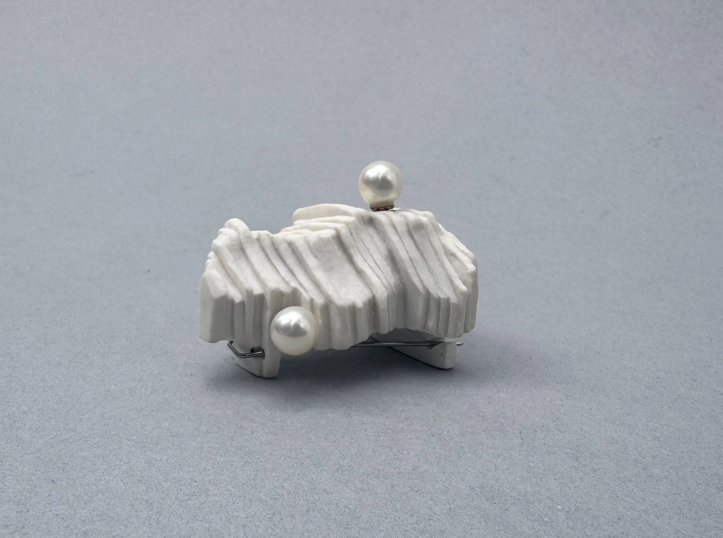Le Rocher de l'Aigle_Broche © Maud De Rijck