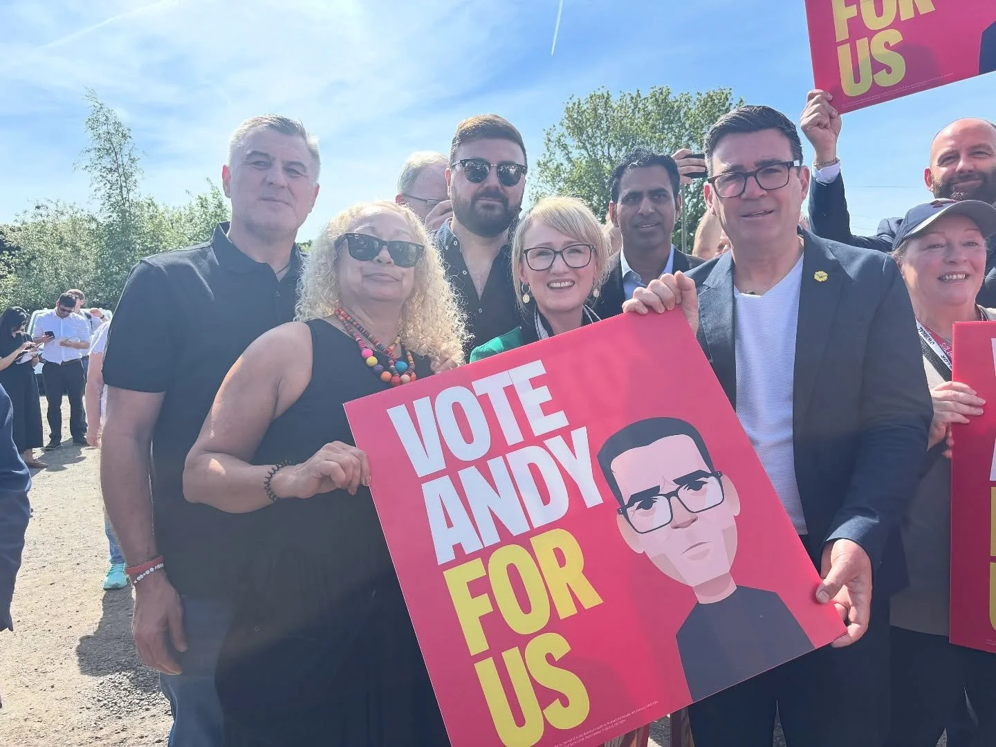 The sun was shining in Makerfield today☀️

Delighted to join fellow MPs and hundreds of Labour activists at the launch of Andy&rsquo;s campaign! 

The next few weeks will be crucial to getting out the Labour message- hope to see you all on the campai