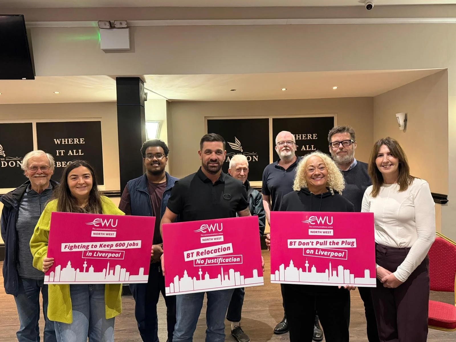 Thanks to Caroline and Dan from the @cwunews Mersey and Greater Mersey branches for updating Liverpool Riverside members on the ongoing BT Openreach dispute.

I will continue working with city leaders and the CWU to oppose these plans. With 600 jobs 
