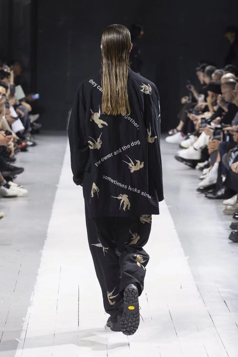 Yohji-Yamamoto-POUR-HOMME-SS24_LOOK-21-1.JPG