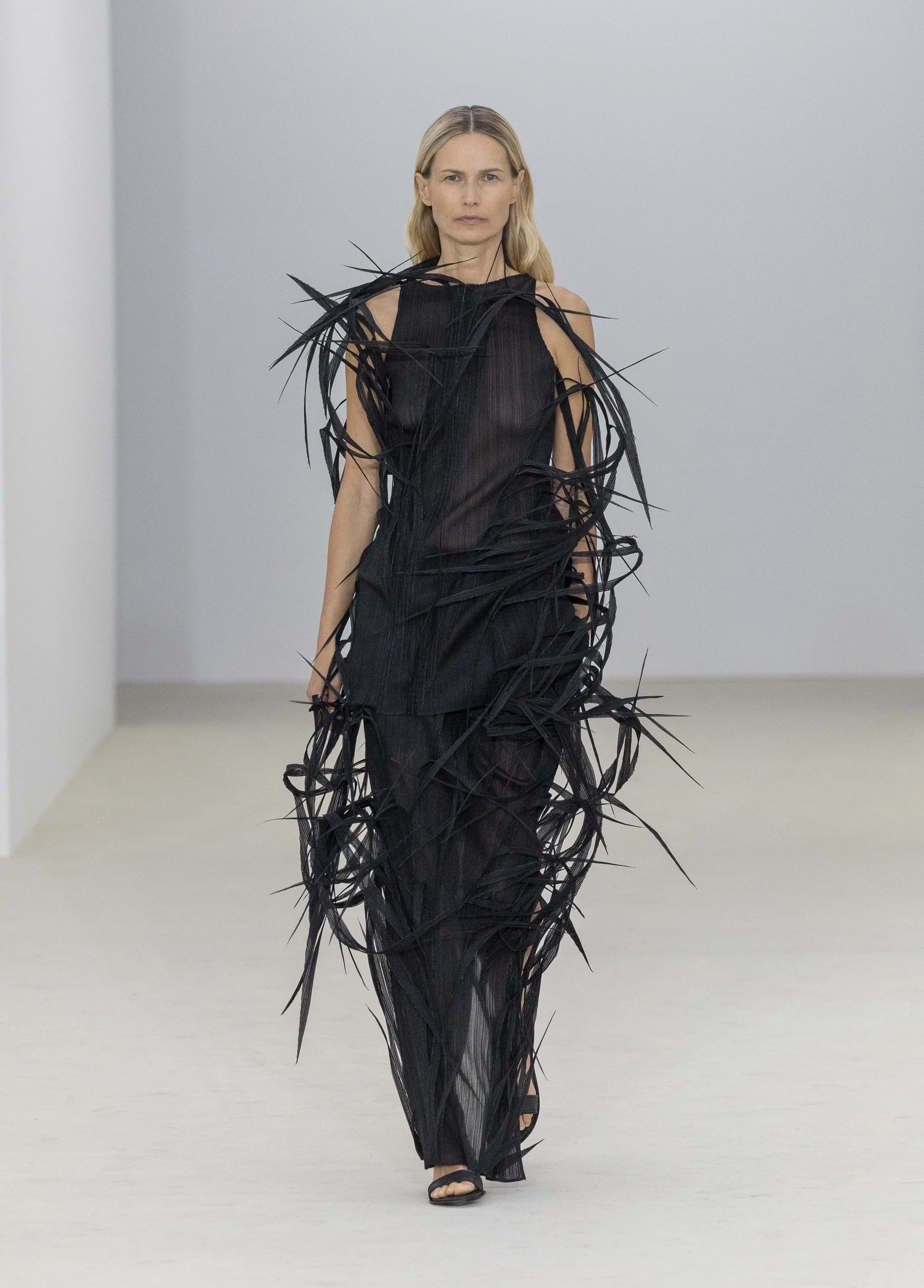 ISSEY MIYAKE_SS26_LOOK-44.JPG