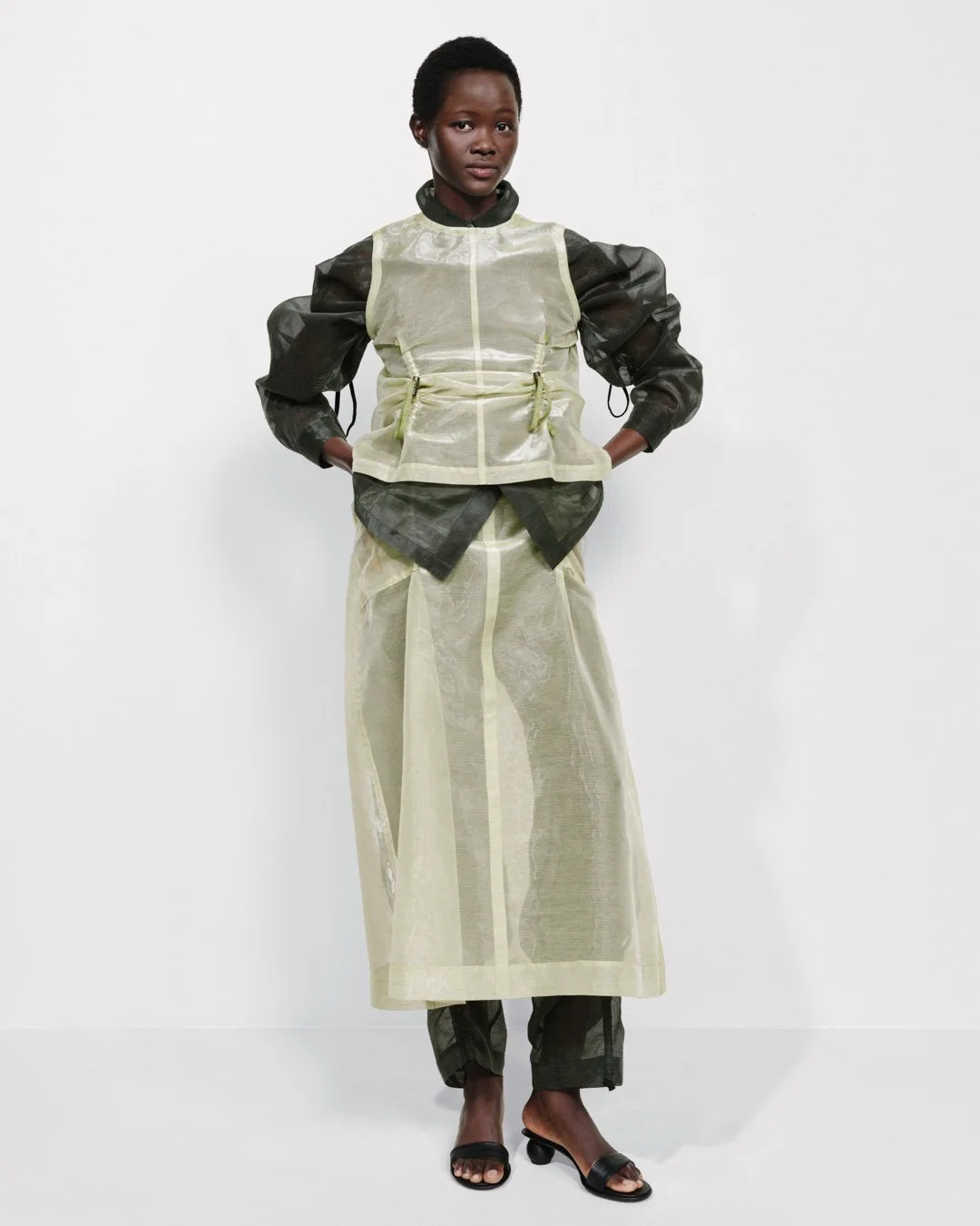 1_ISSEYMIYAKE_SS26_LOOK_37_01458.jpg
