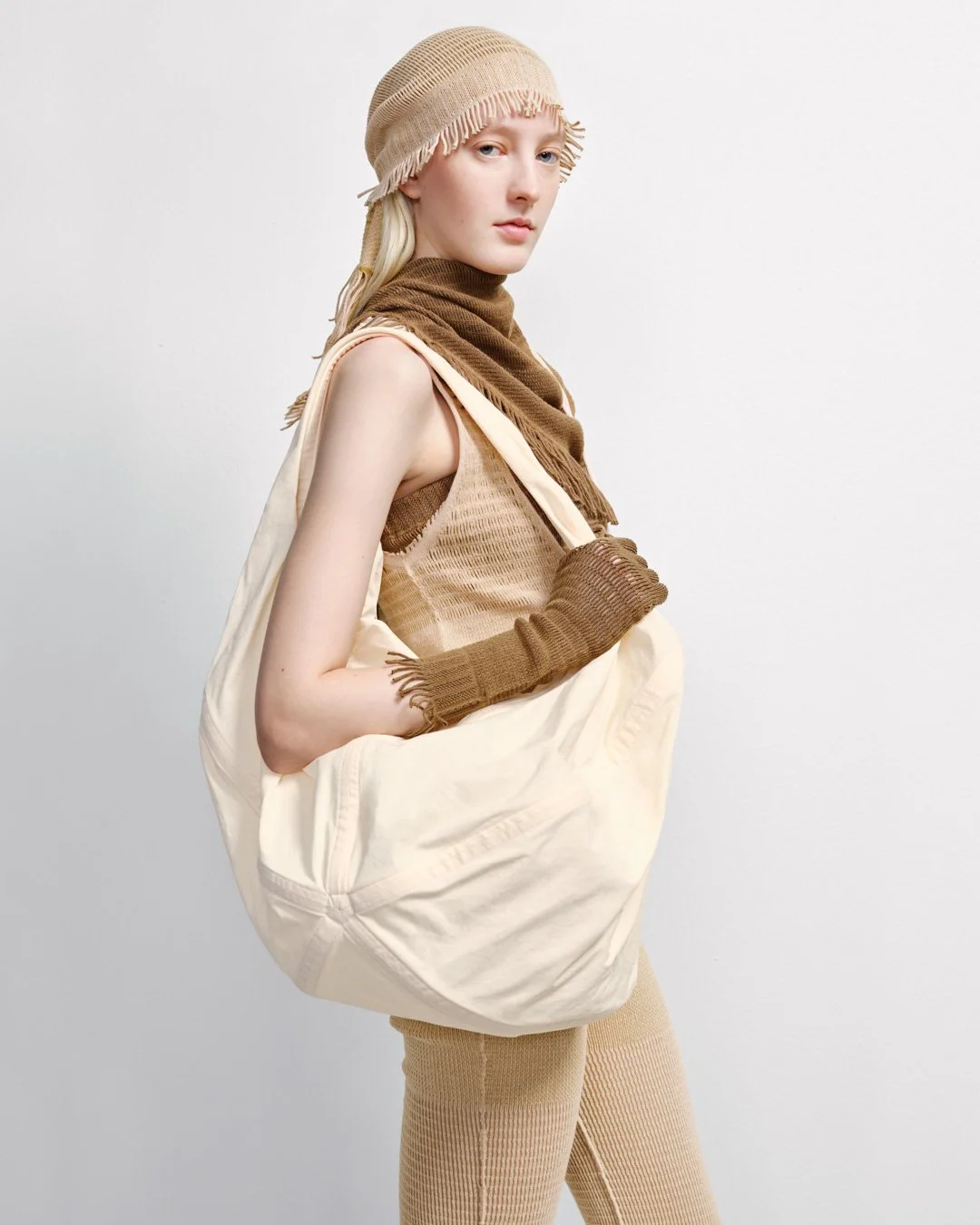 2_ISSEYMIYAKE_SS26_LOOK_33_01381.jpg