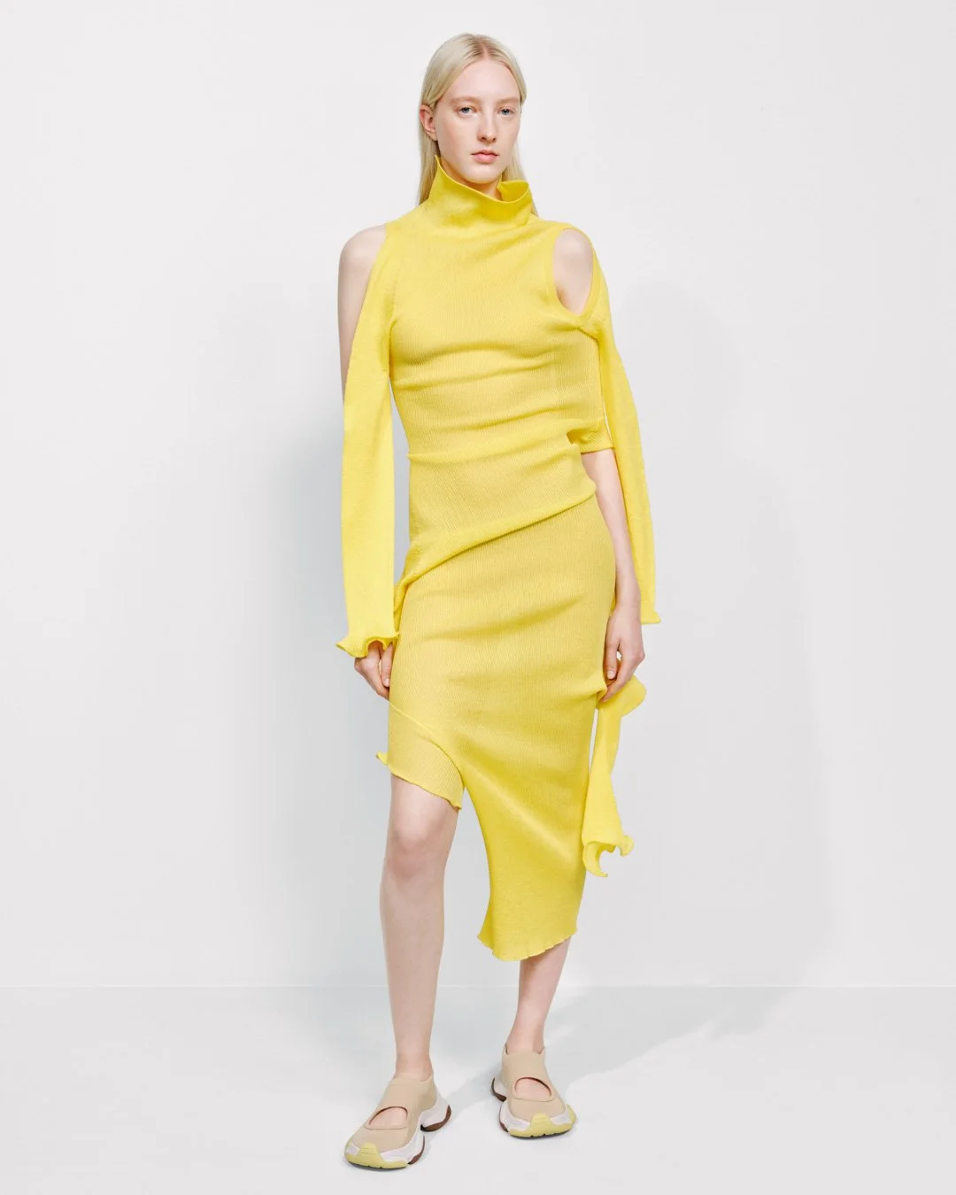 1_ISSEYMIYAKE_SS26_LOOK_41_01508.jpg