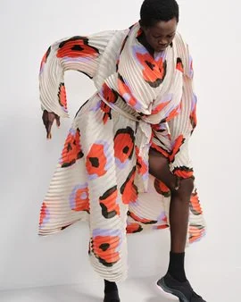 2_ISSEYMIYAKE_SS26_LOOK_22_01233.jpg