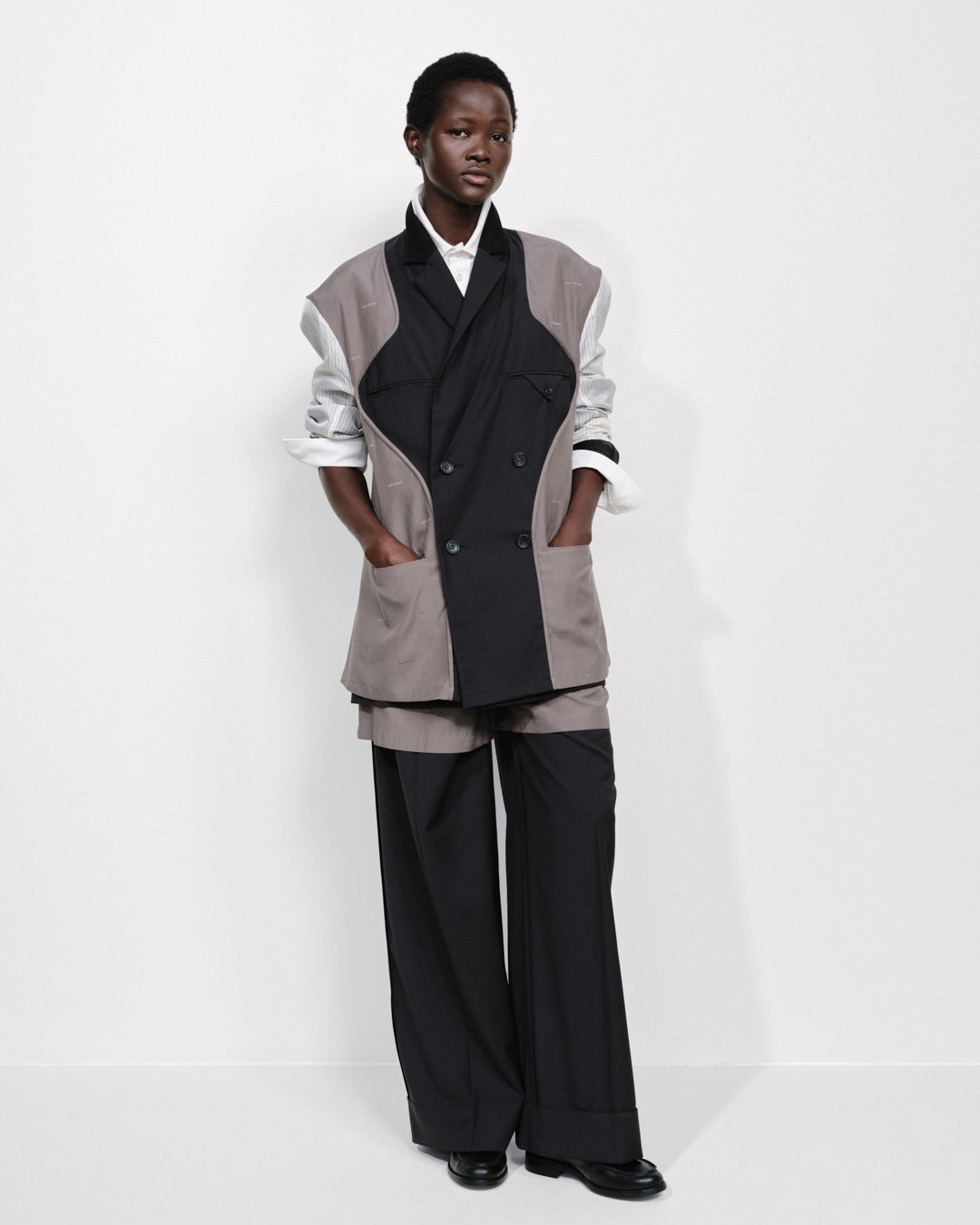 1_ISSEYMIYAKE_SS26_LOOK_12_00322.jpg