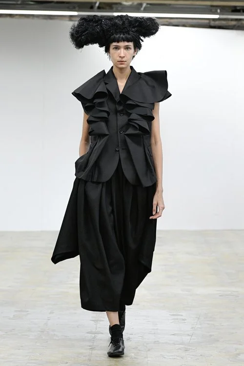 COMME DES GARÇONS COMME DES GARCONS SS26 (11).jpg