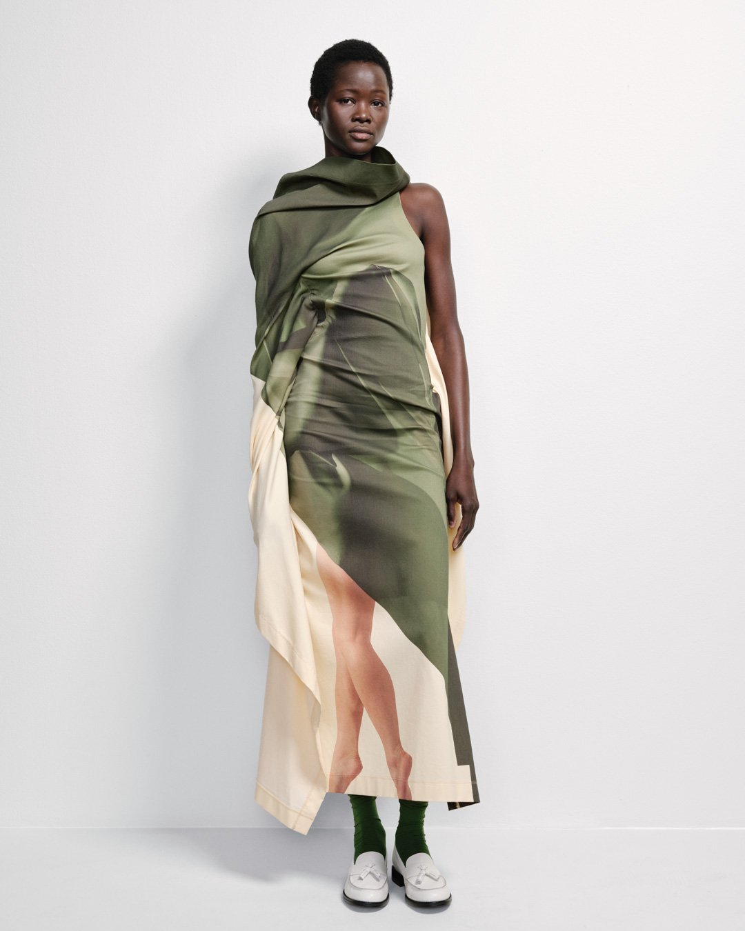1_ISSEYMIYAKE_SS26_LOOK_14_00454.jpg