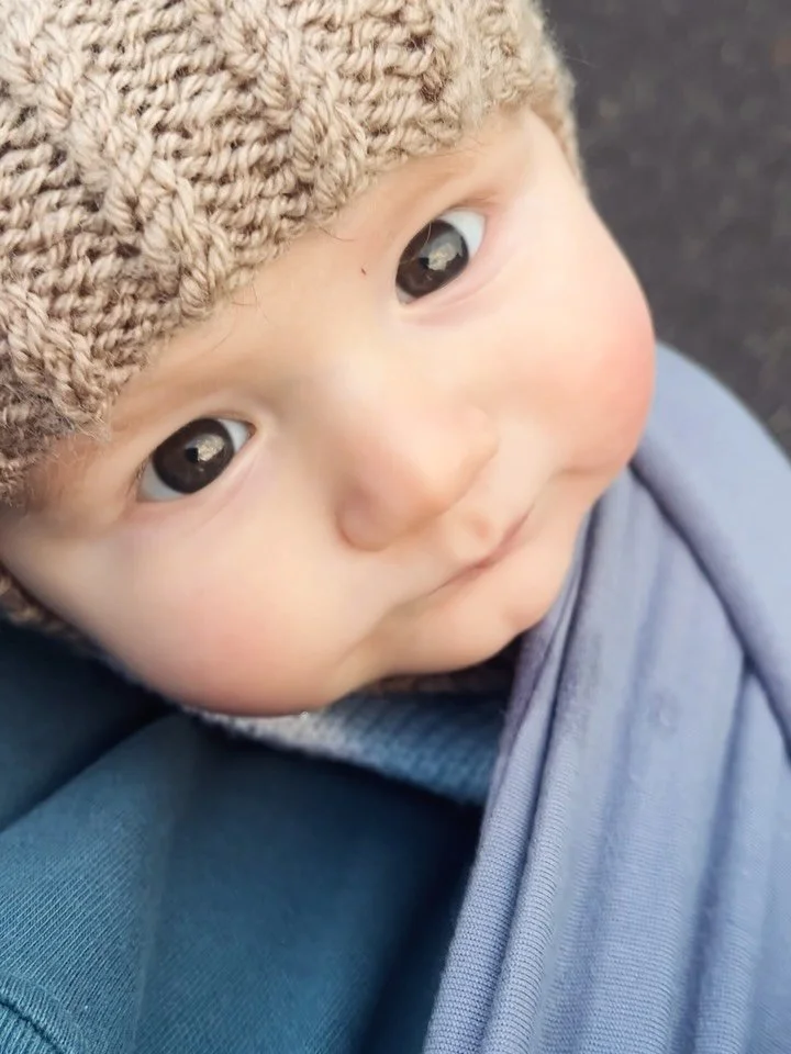 ❤️ Month 4 ❤️ 

Growing and changing and learning all the time (both of us). 

Plenty of tears and meltdowns in between (both of us again).

Finally enjoying going out in the sling&hellip;just in time for him to get a bit heavy for it 🙃

Chatting li