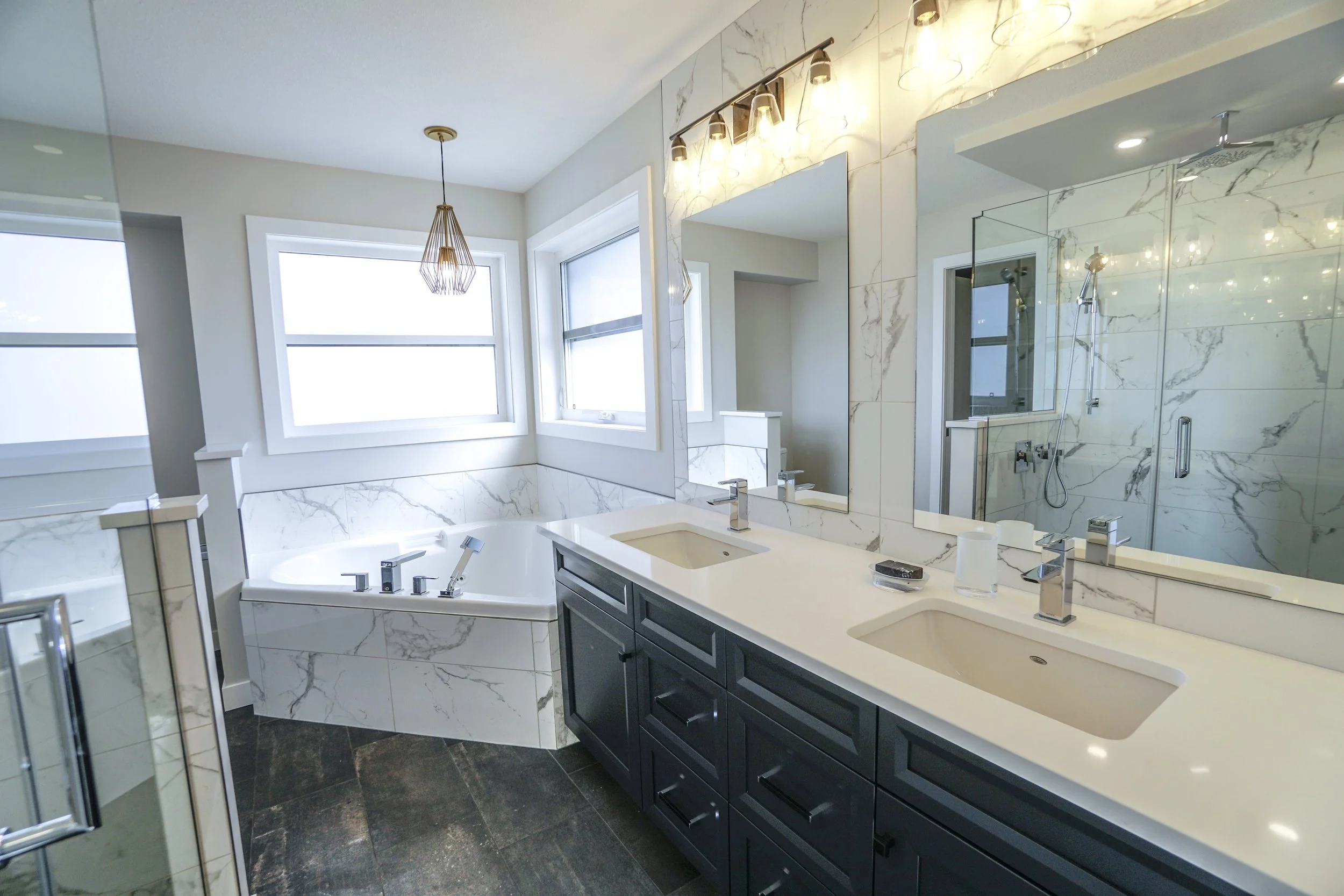 dokaryan-bathroom-3689922.jpg
