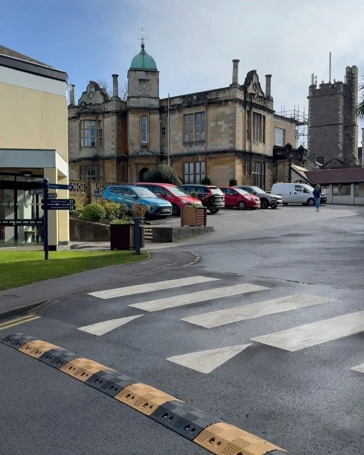 4 seasons in one day 💨 🌧️ ☀️ ❄️