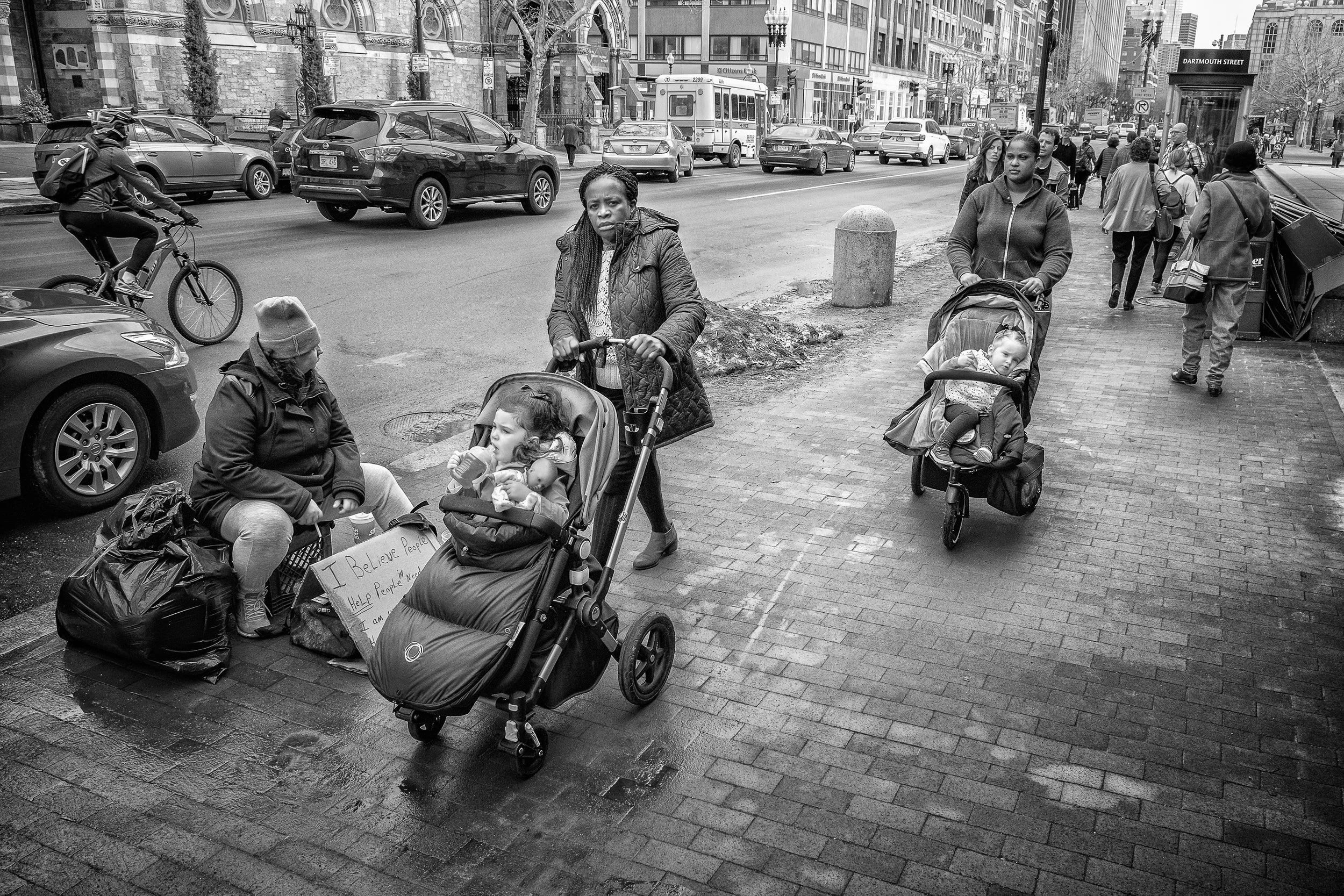 george-disario-261006-website-street-bw-8.jpg