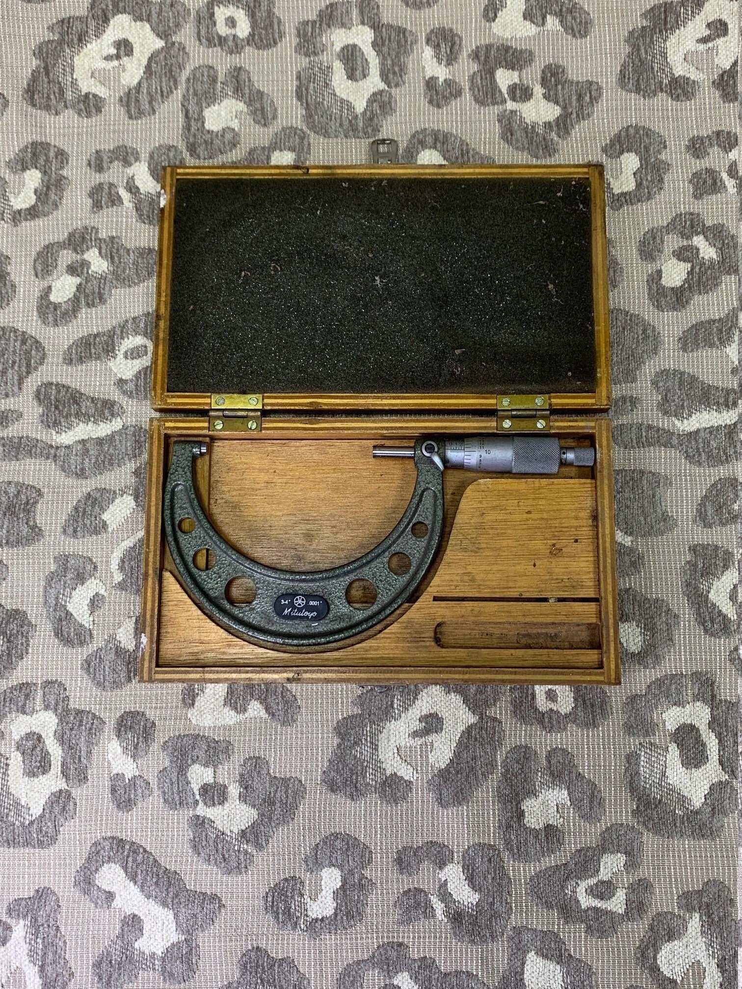 Vintage Micrometer, 3 to 4", 0.0001, Ratchet
