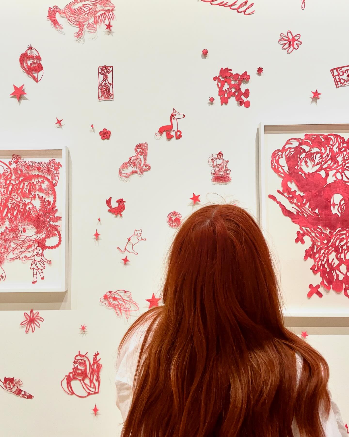 Not the common site or specialty of mine, but this red is giving 🖼️