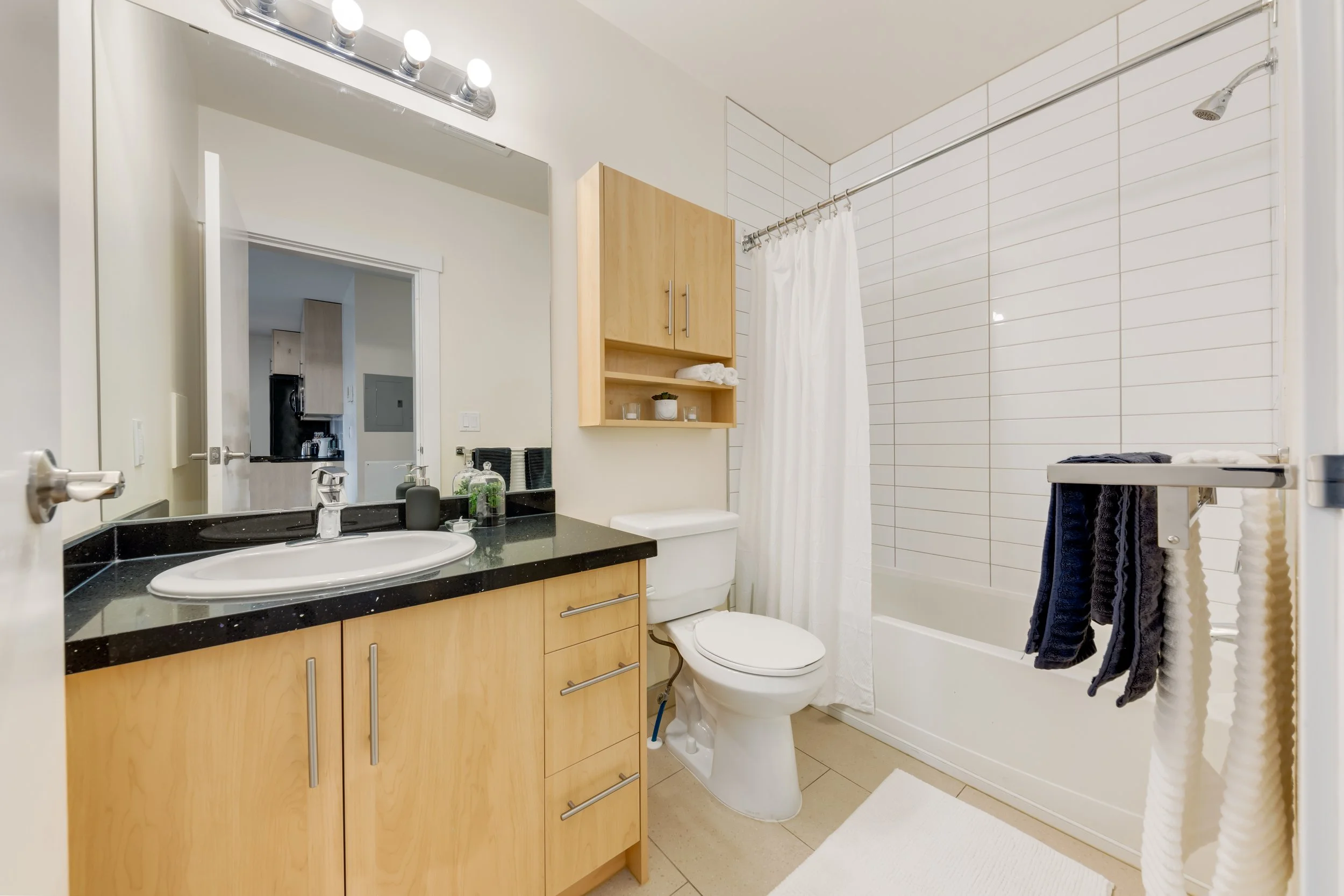 Suite A Bathroom (1).jpg