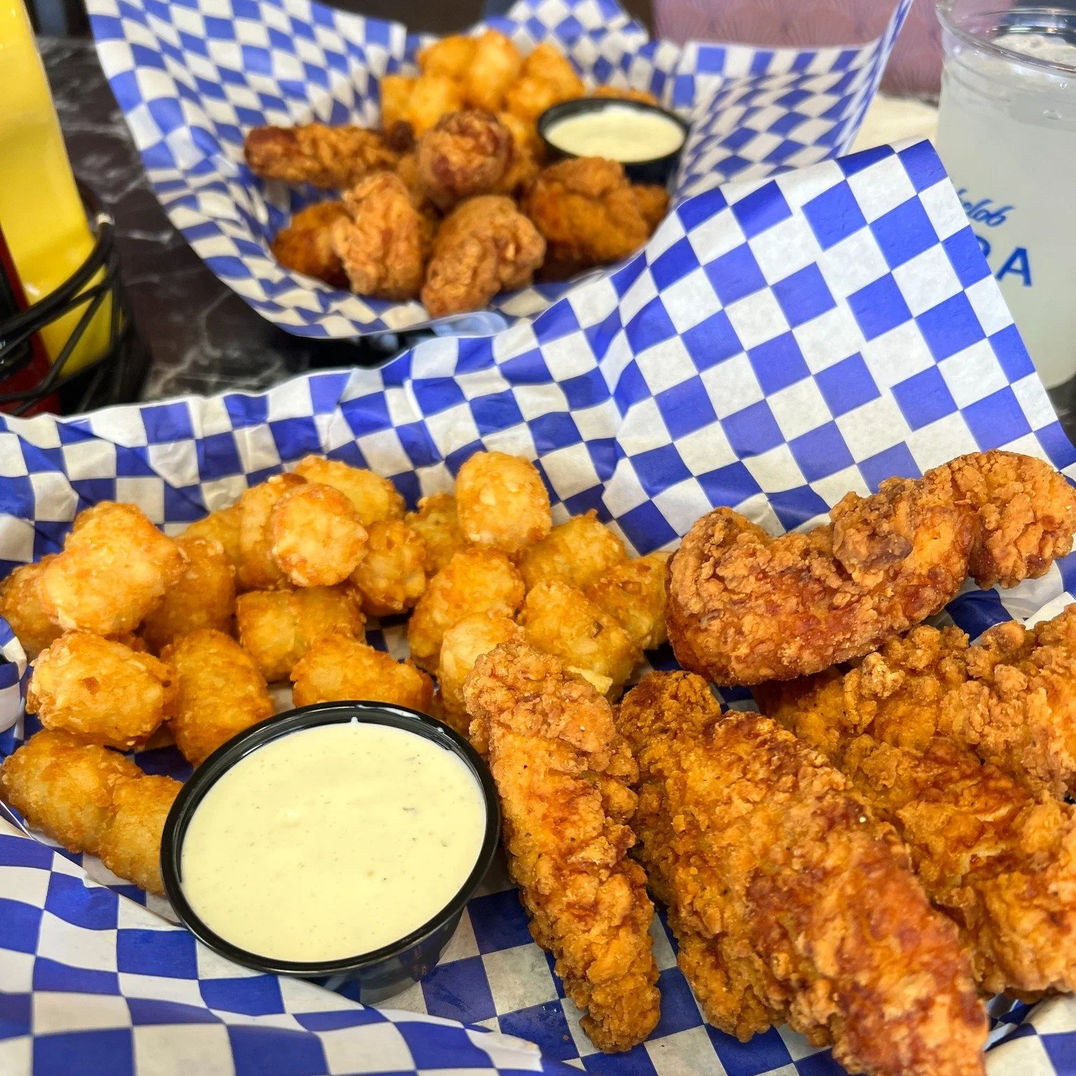Kid-approved and always delicious! Bring the family by The Klub Ruby View&mdash;our chicken strips are a favorite for the little ones. 

In a rush, call ahead! 

📞 (775) 777-7279 

#theklubelko #foodie #drinkstagram #elkonv #rubyviewgolfclub #KlubVi