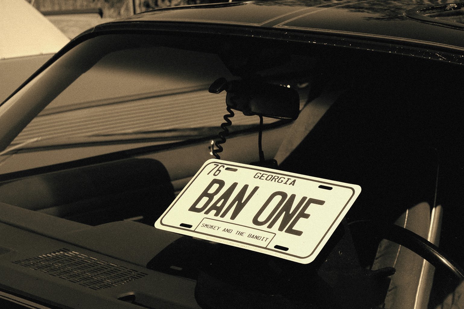 Ban one 3:2