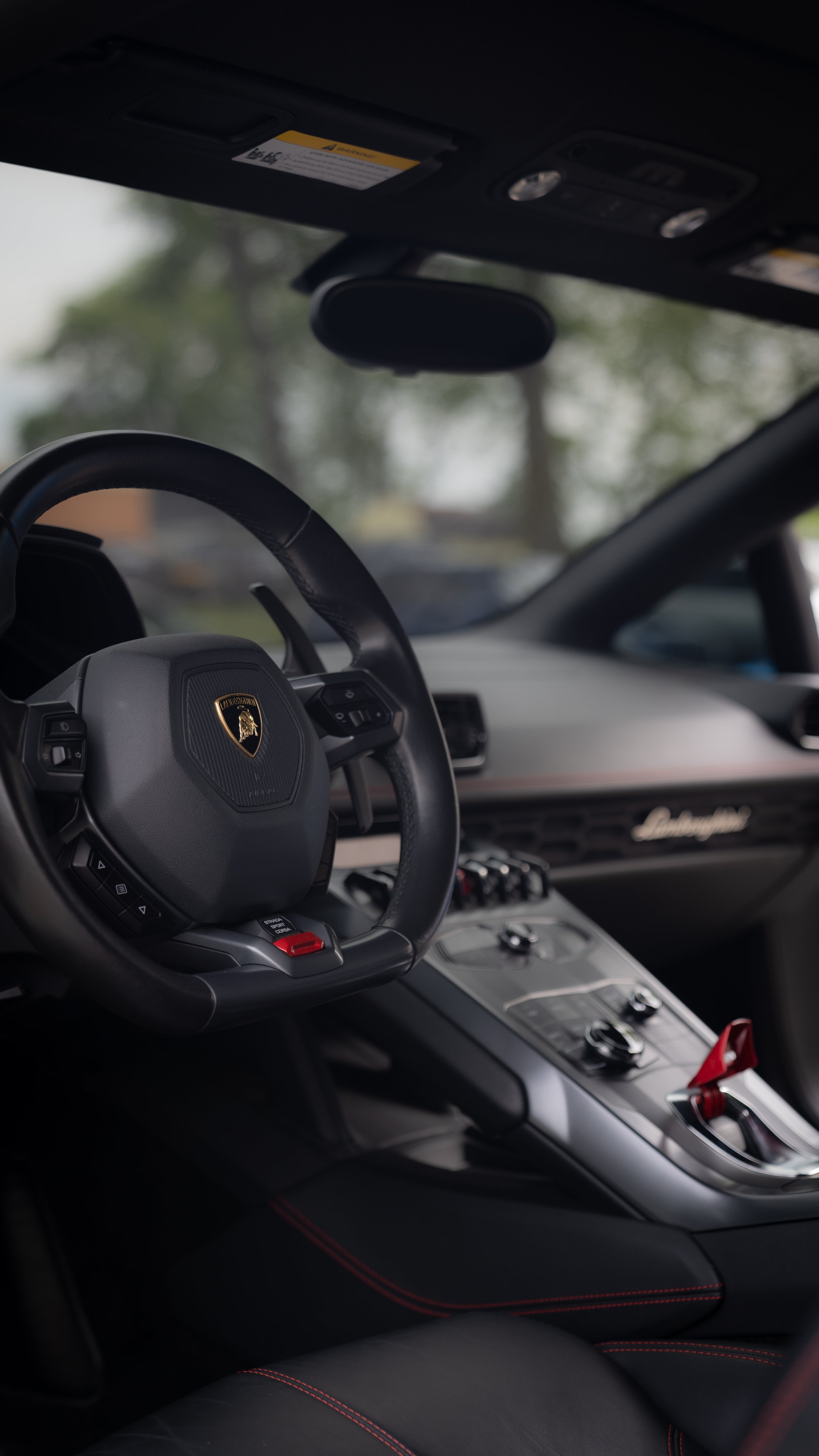 Lamborghini huracan interior