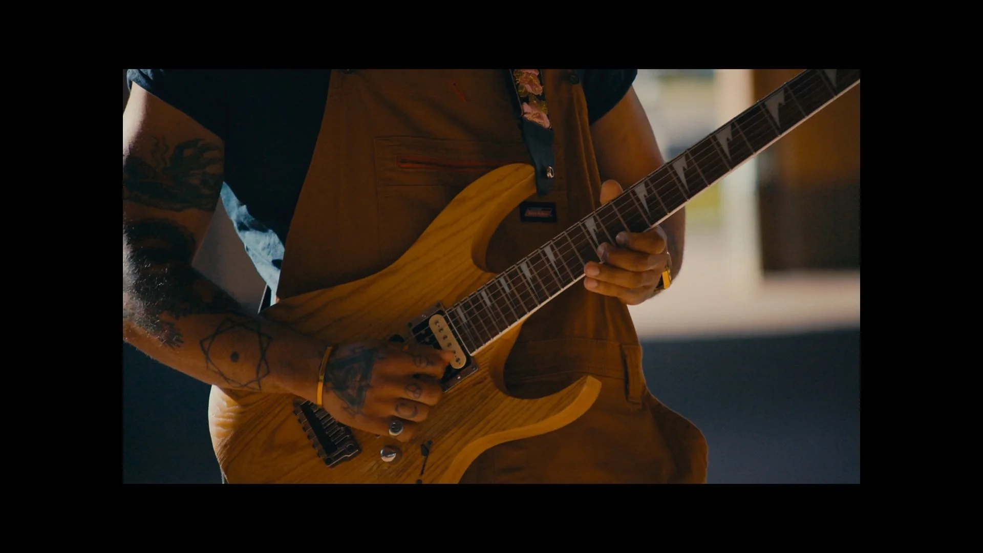 Timeline 1_01_00_19_05.jpg