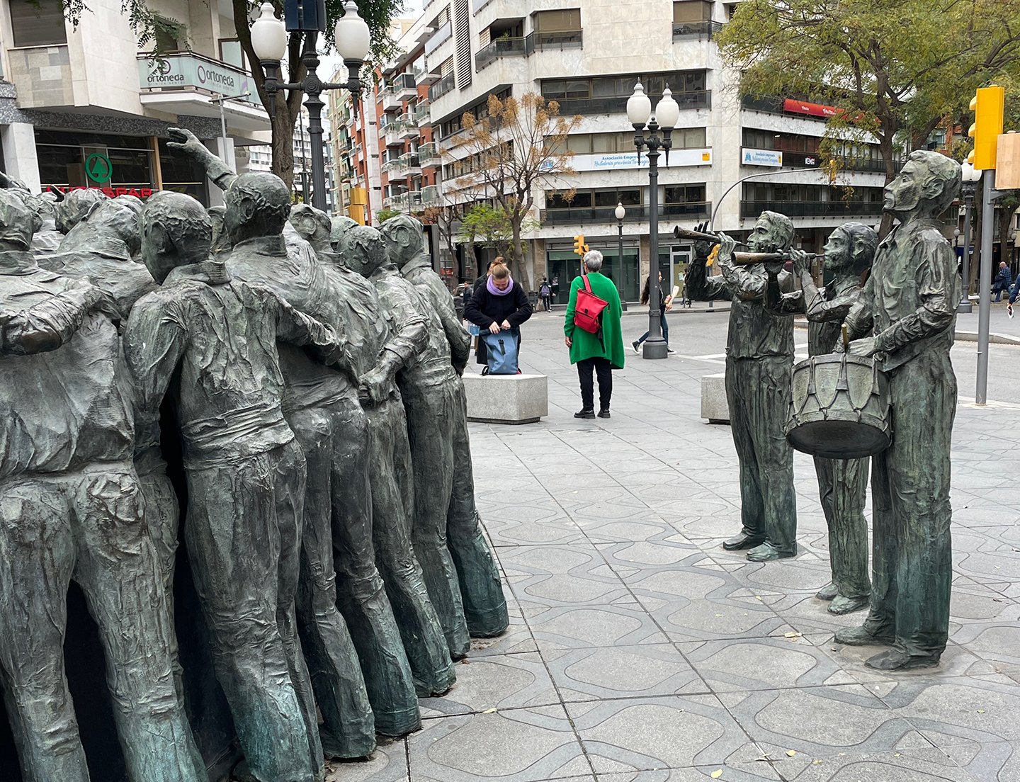 The band is also included in the monument