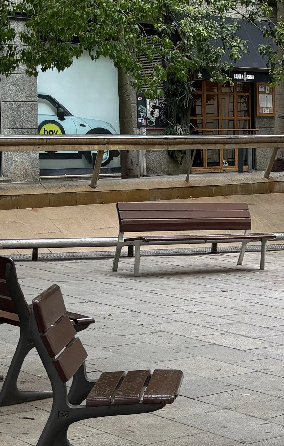 Plaça Narcis Oller, where the restaurant is.