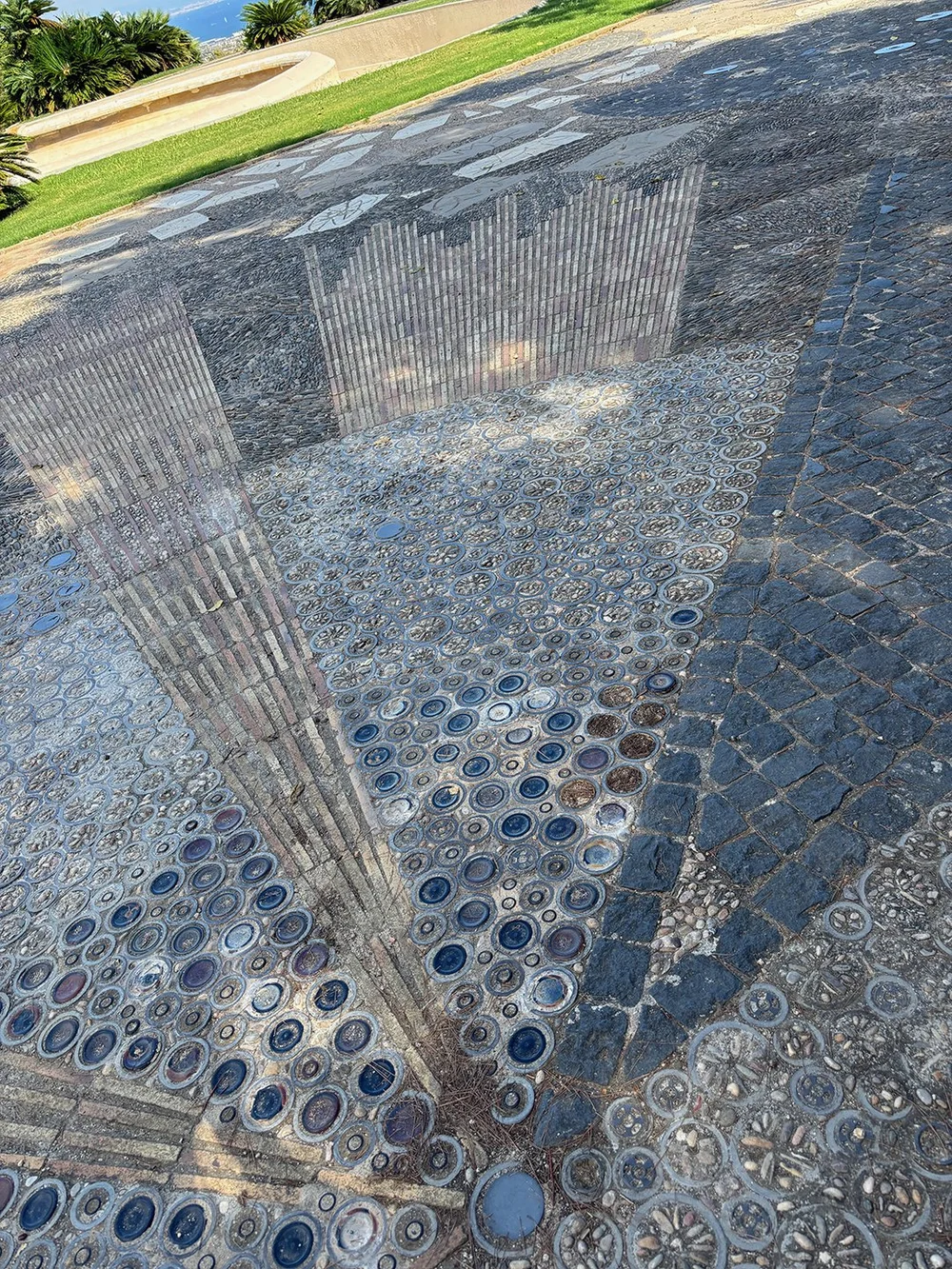 With areas of brick as tesserae also.