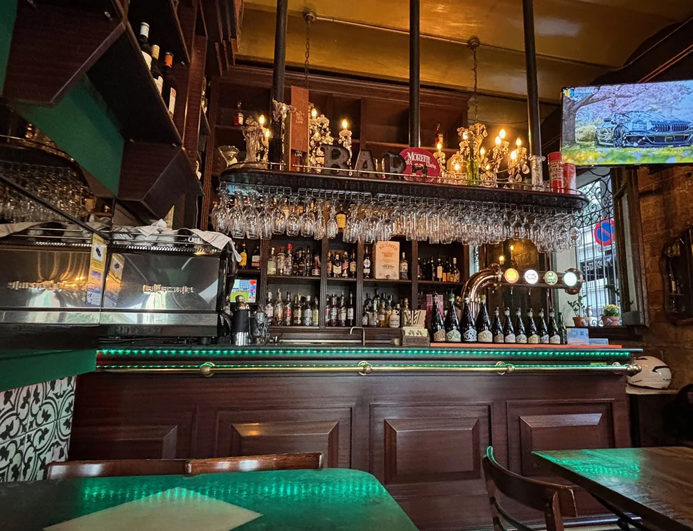 A neighborhood bar for an aperitif.