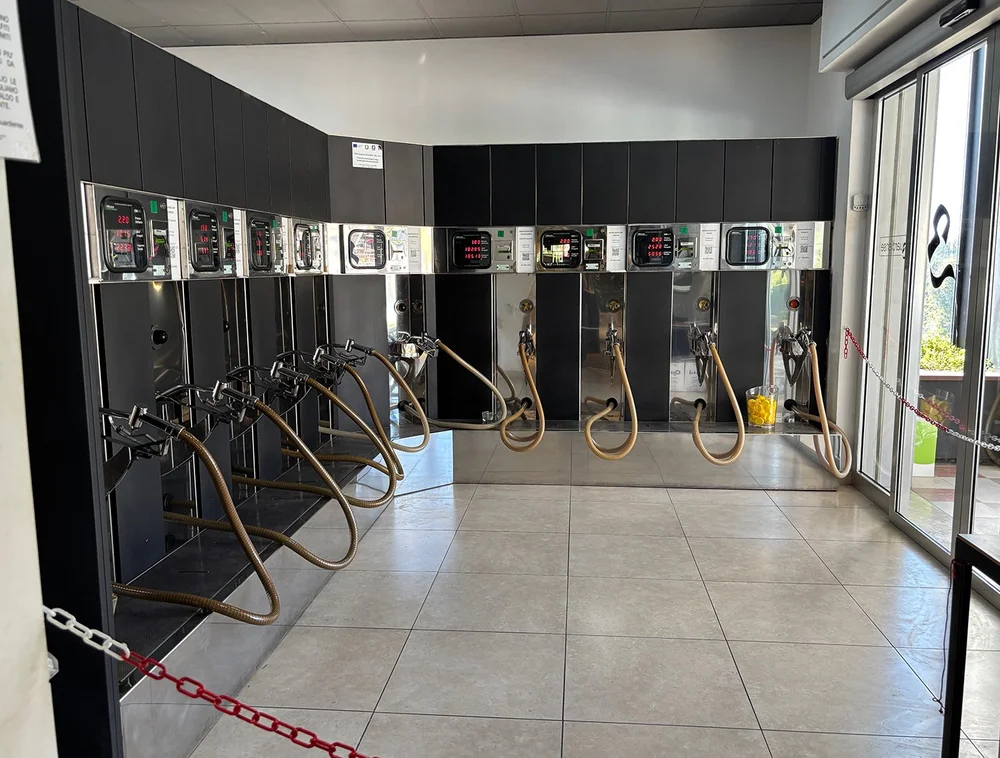 Bulk wine sales— wine dispensed from gas pump-like tanks!