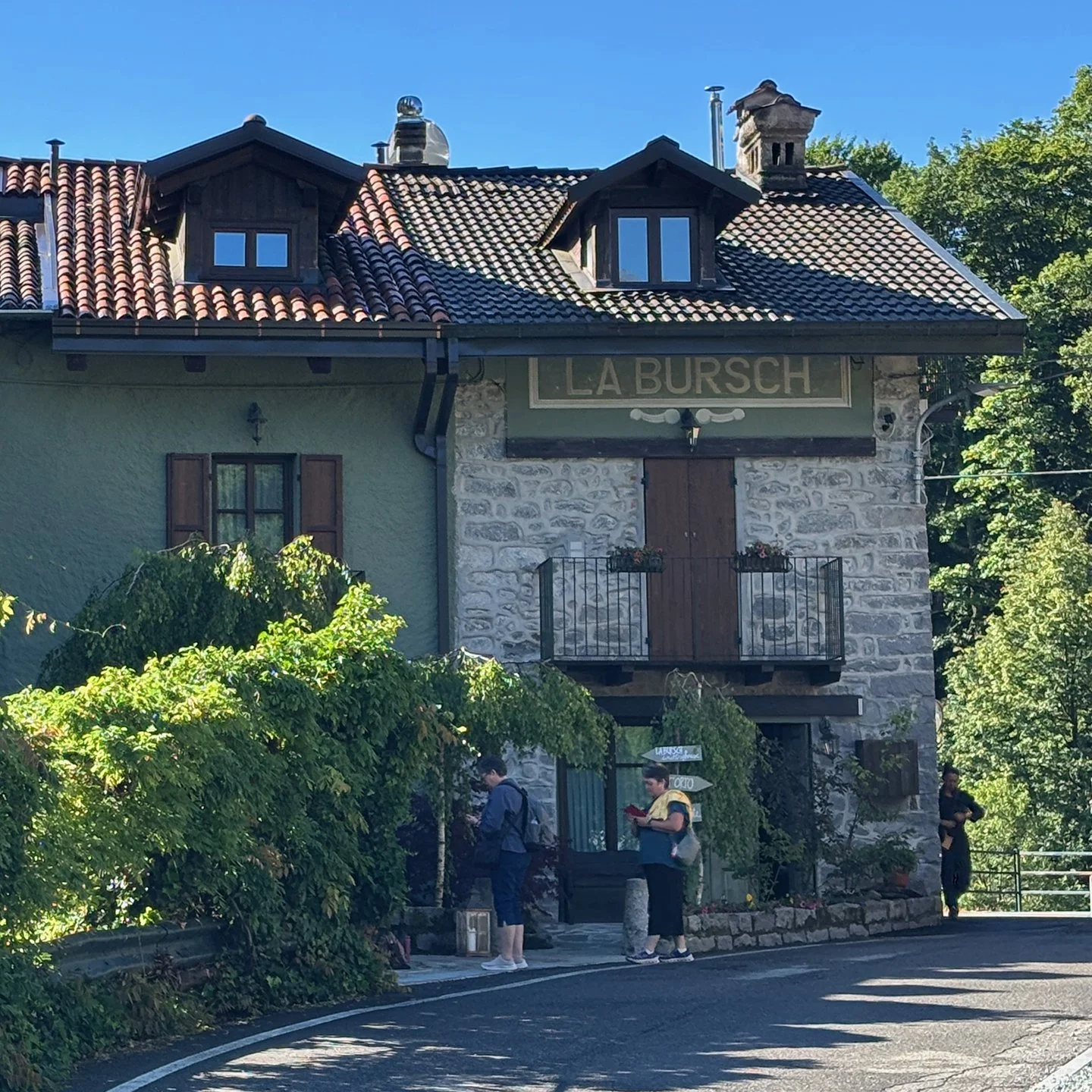 La Bursch Country House