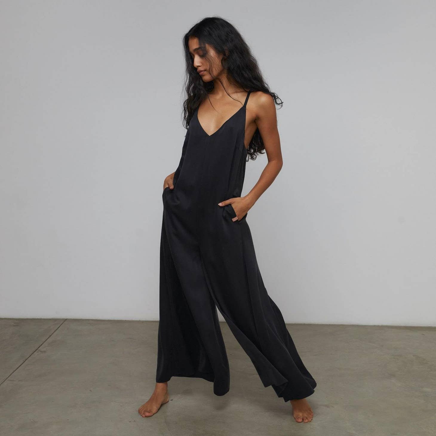 LONG STRAPPY JUMPSUIT - Black