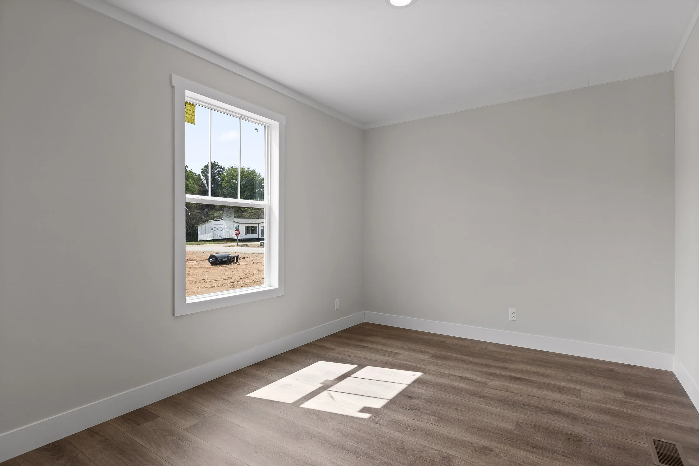 Lot 8-17.jpg