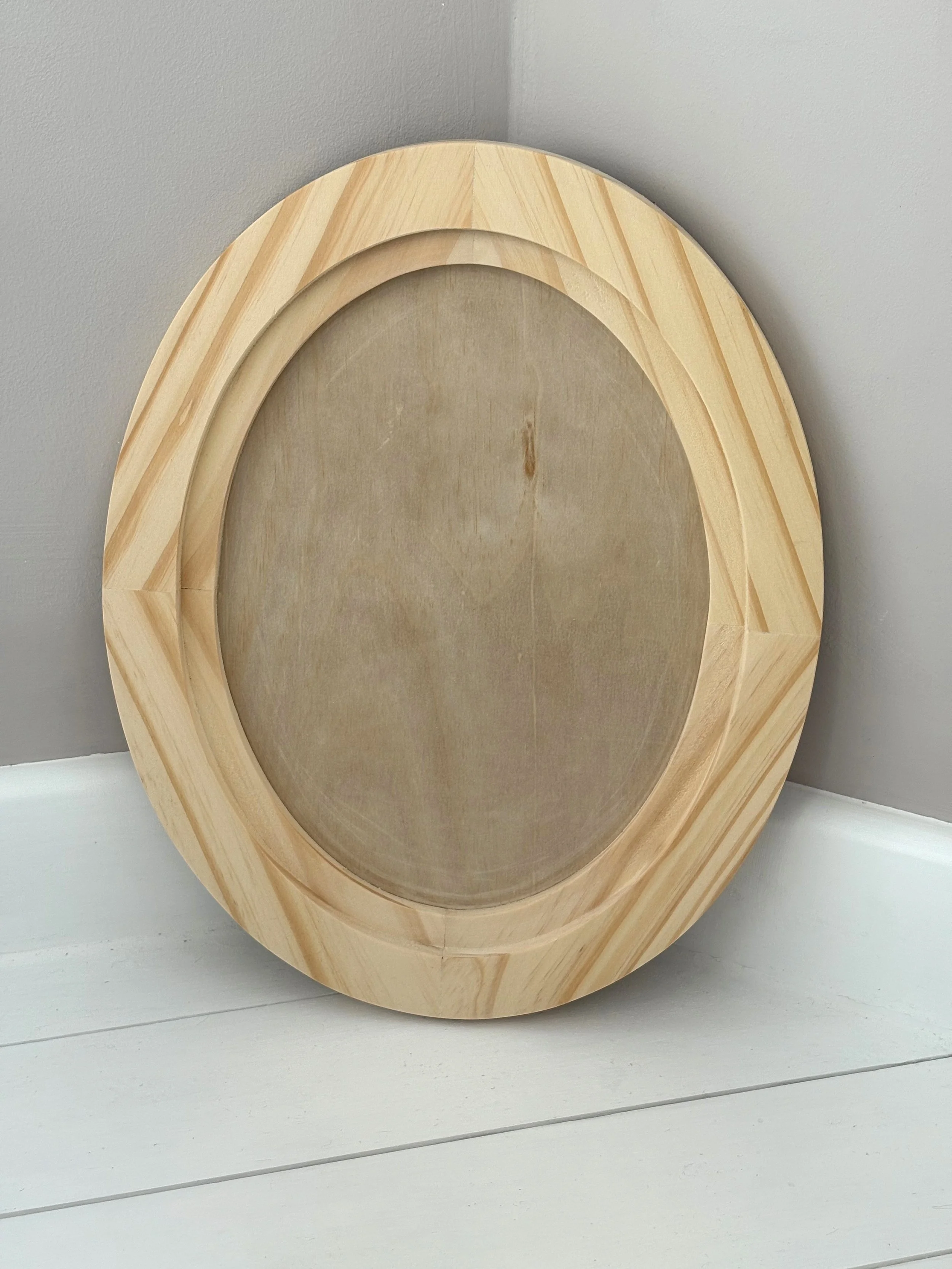 IOD Oval Wood Gallery Blank 12.7x15.7